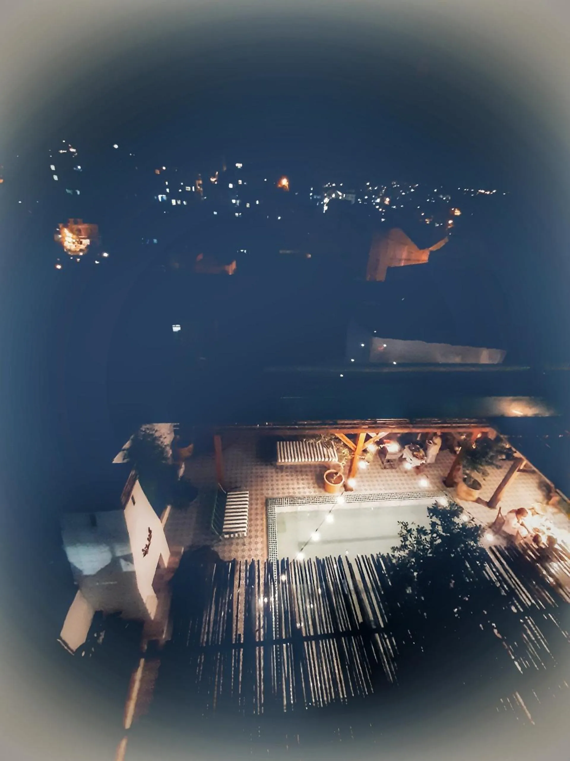 Swimming pool in Lacasa May