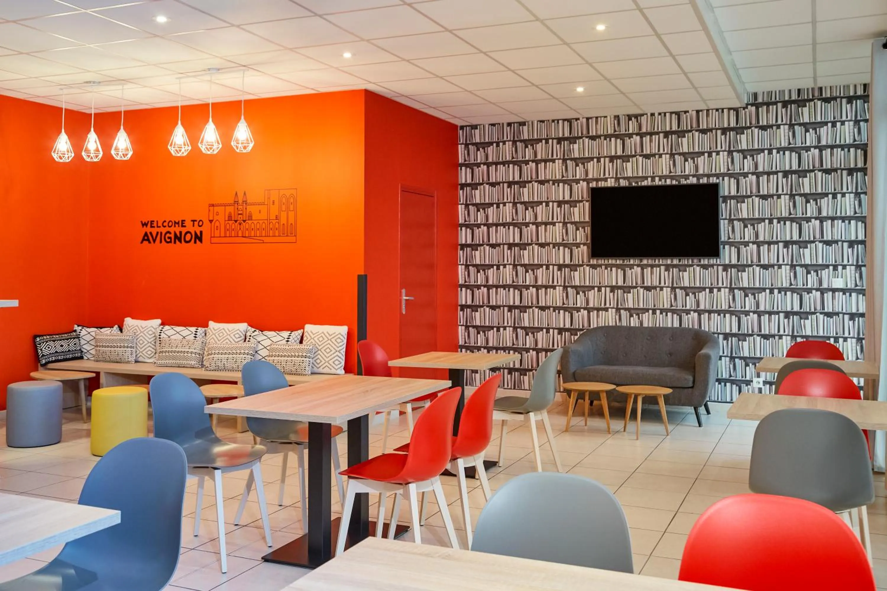 Breakfast in Aparthotel Adagio Access Avignon