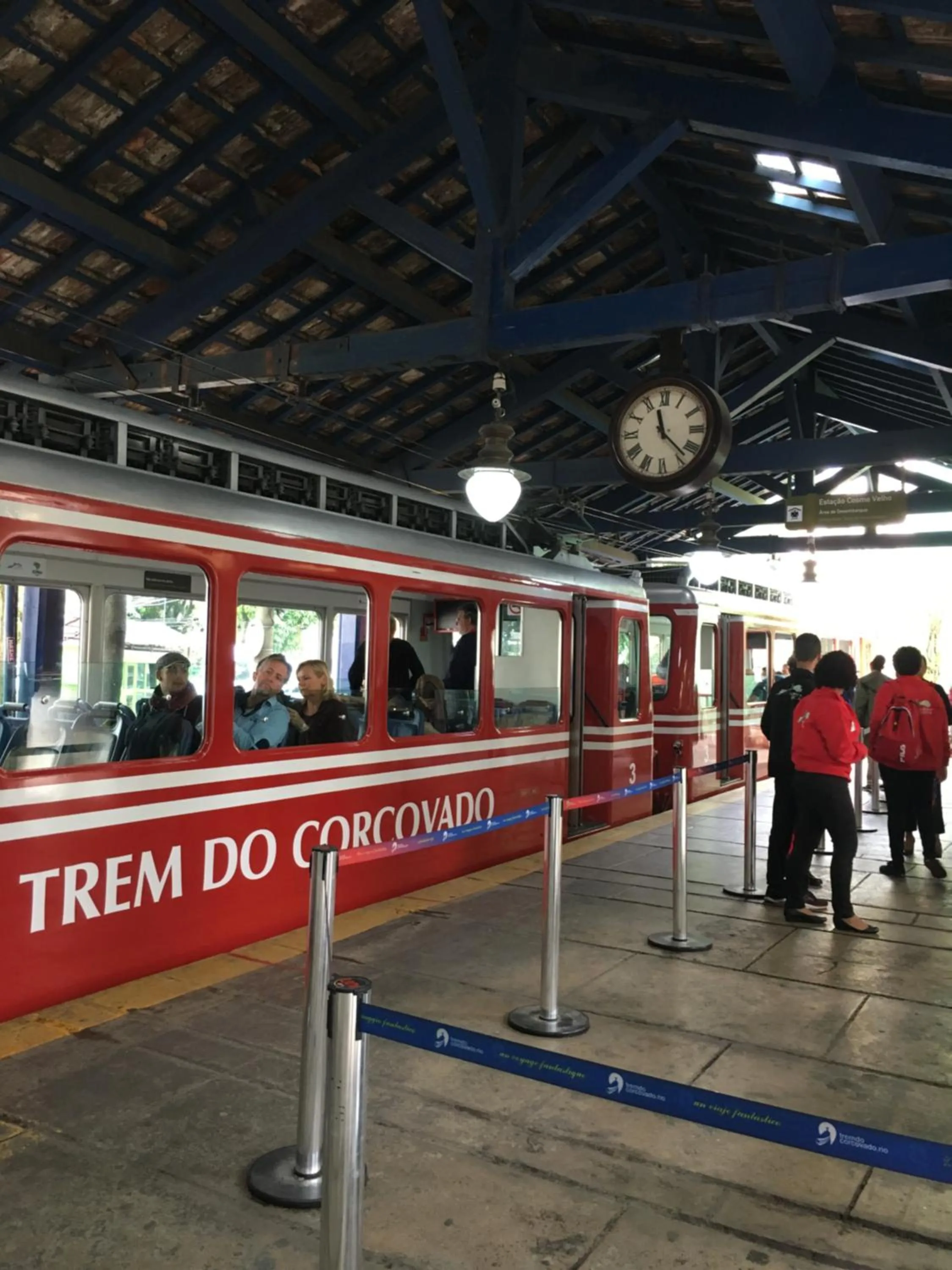 Entertainment in Casa Caminho do Corcovado - Pet friendly