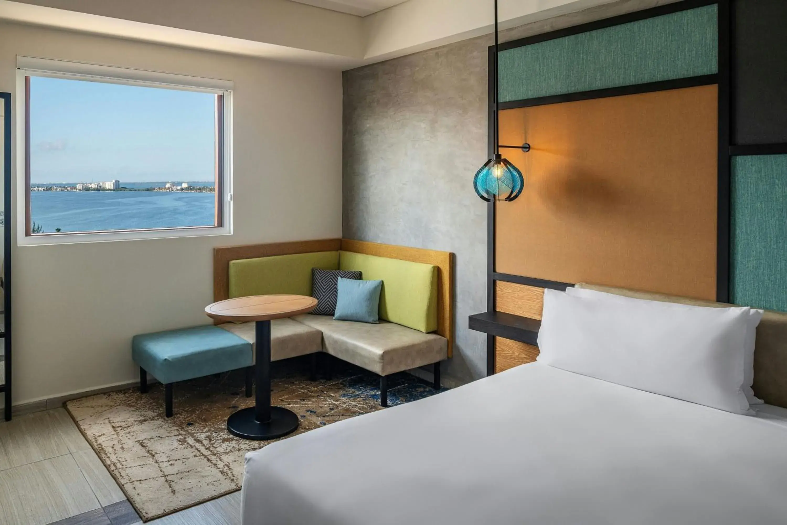 Aloft Lagoon View, Guest room, 1 King+ Complimentary open bar in Aloft Cancun Aloft Lagoon View, Guest room, 1 King+ Complimentary open bar in Aloft Cancun