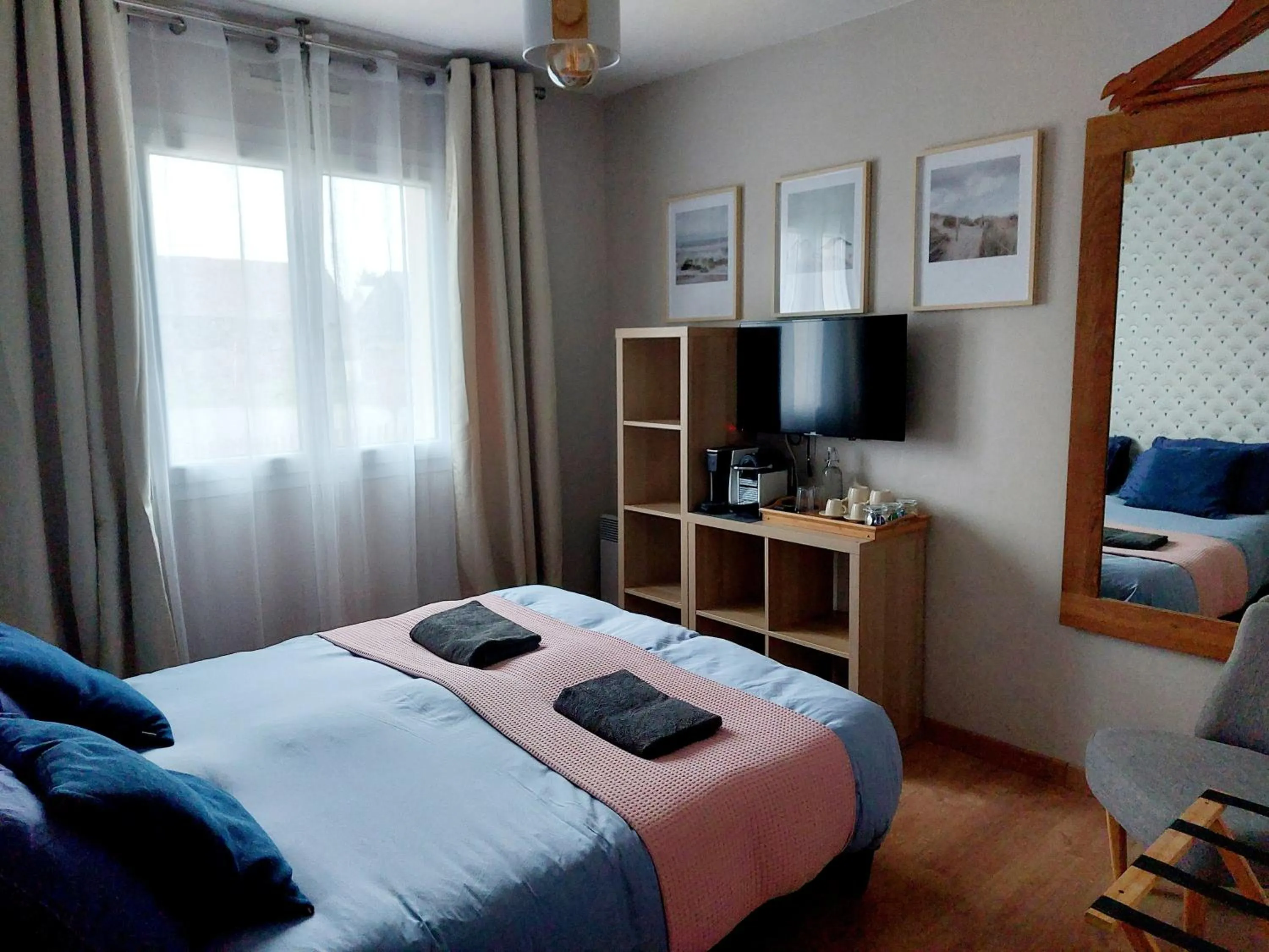 Bed in Chambres d'hôtes chez l'habitant - Bed & Breakfast homestay