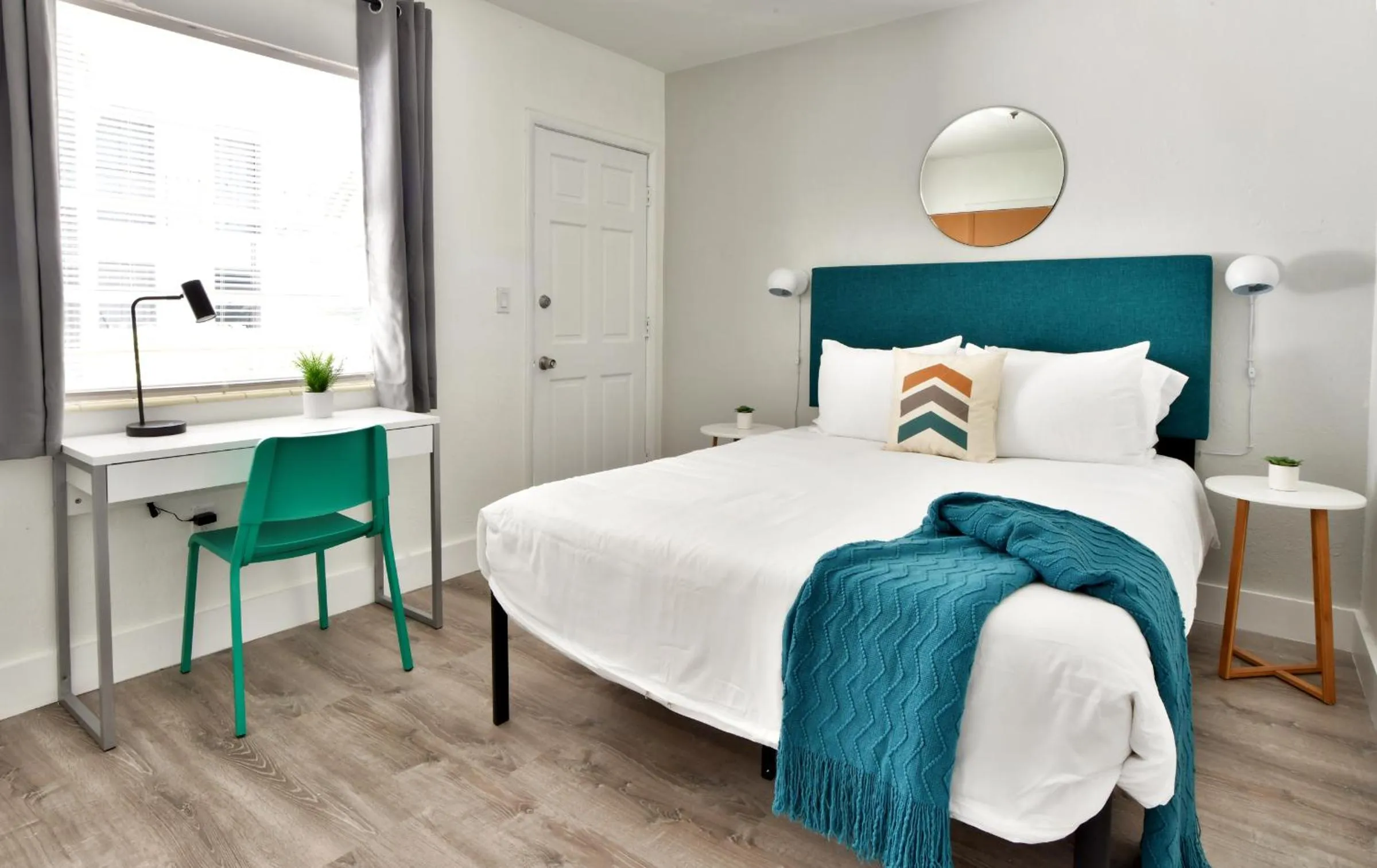 Bed in Broadwaysuites Downtown By RocketStay