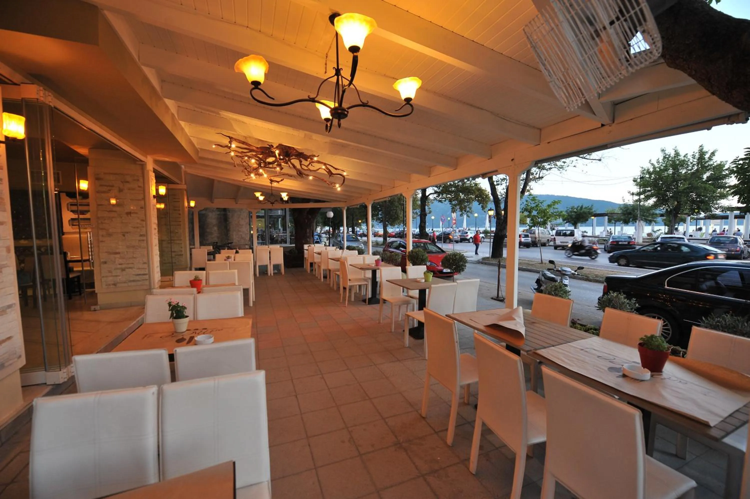 Restaurant/places to eat in El Greco