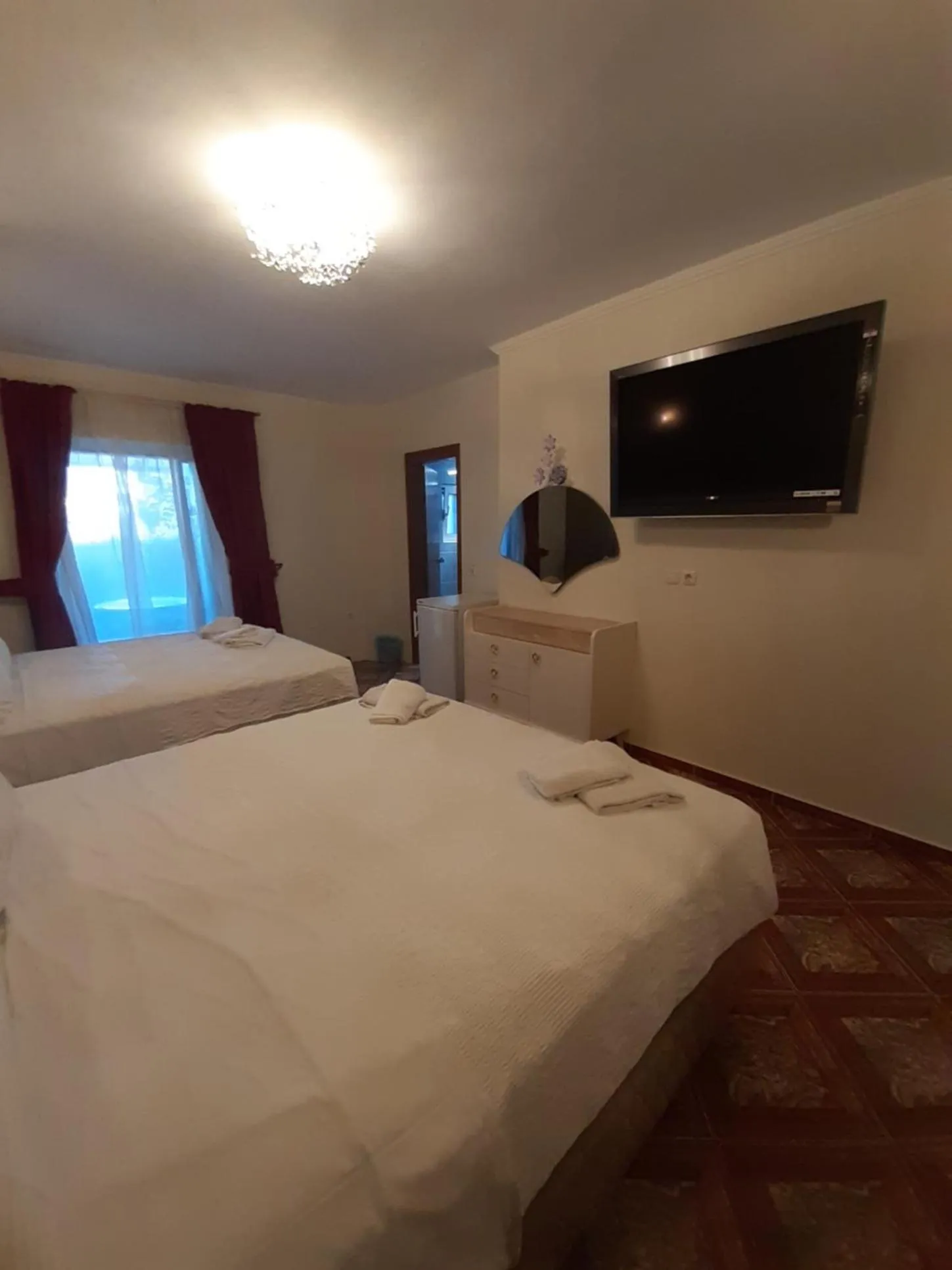 Bed in Hotel Astoria