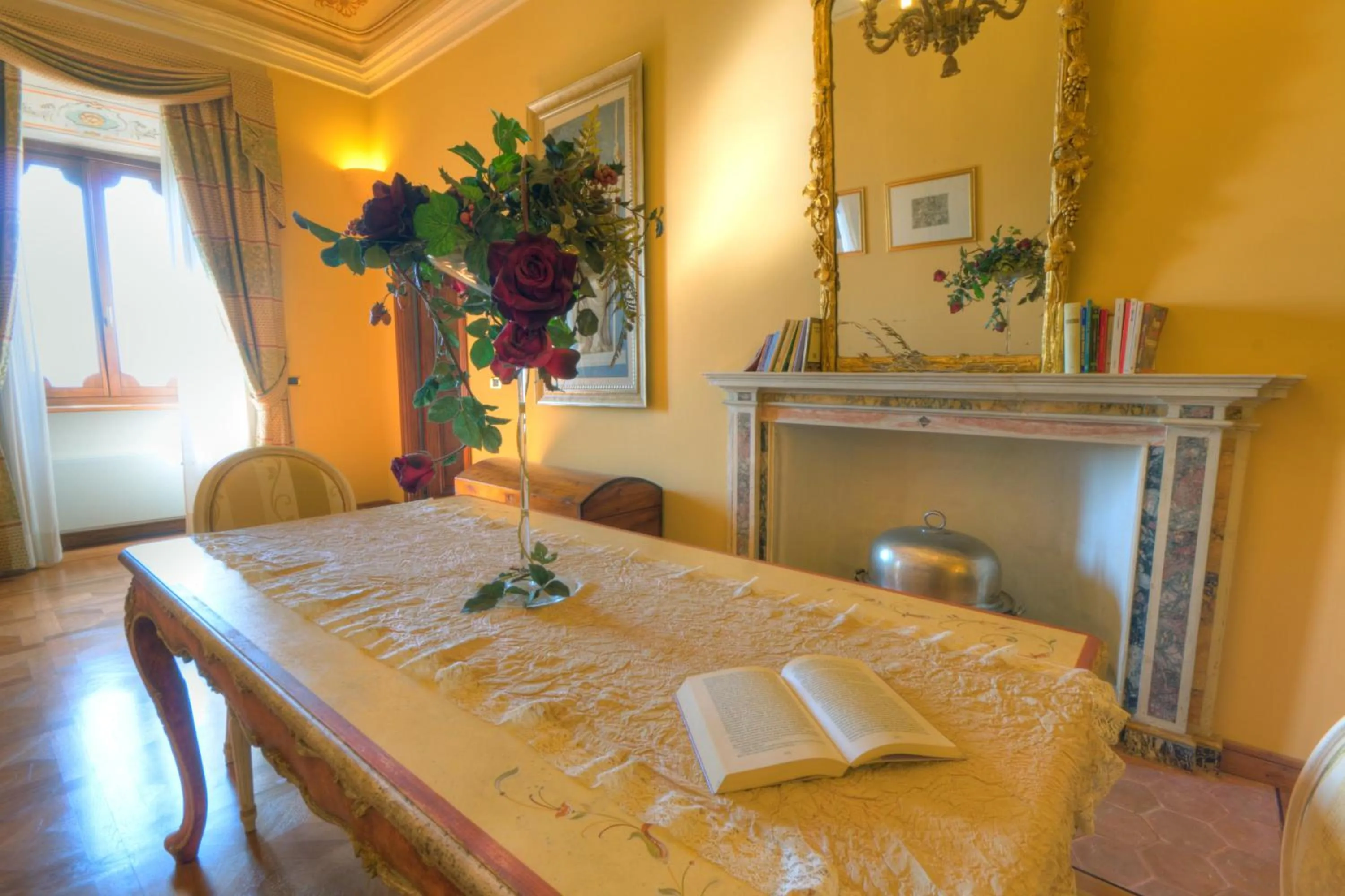 Communal lounge/ TV room in Marchese Del Grillo