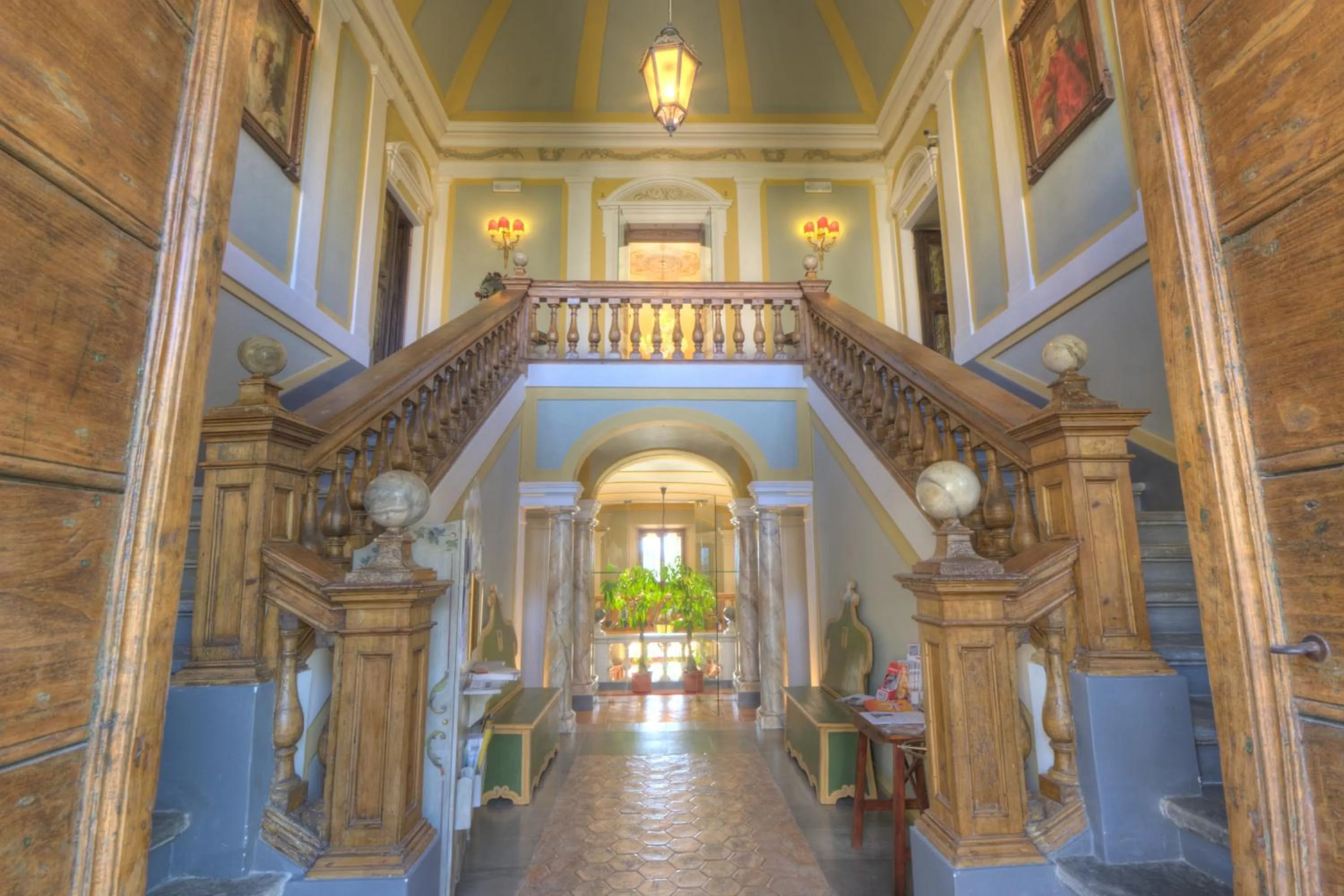 Facade/entrance in Marchese Del Grillo