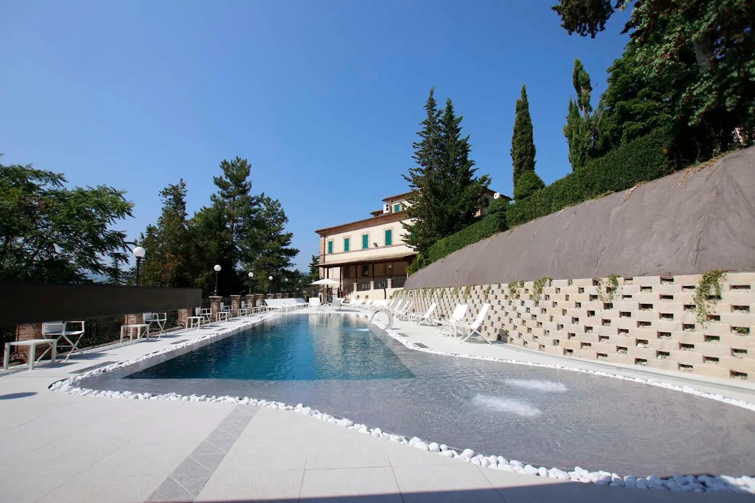 Property building in Marchese Del Grillo