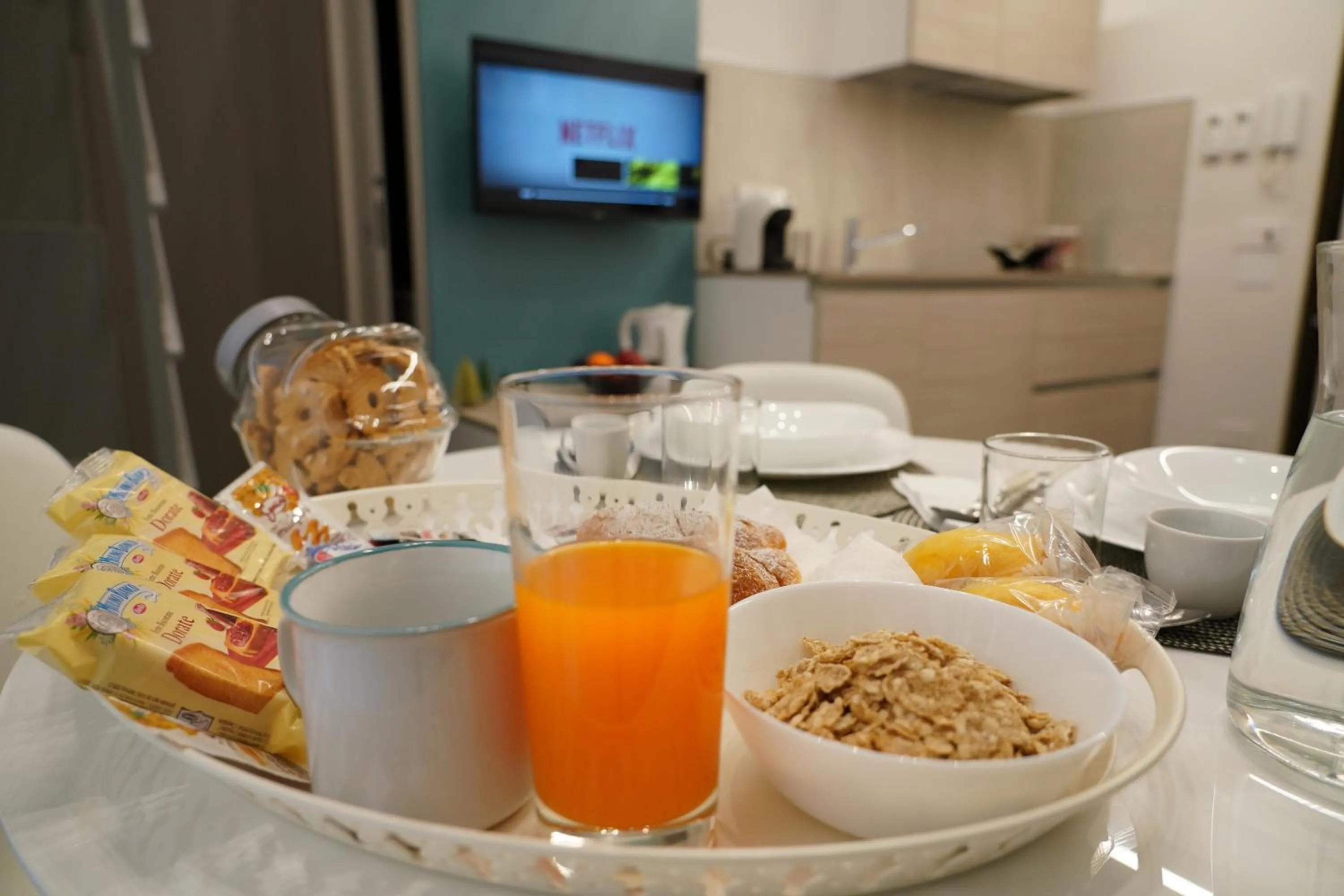 Breakfast in Three Houses Toledo