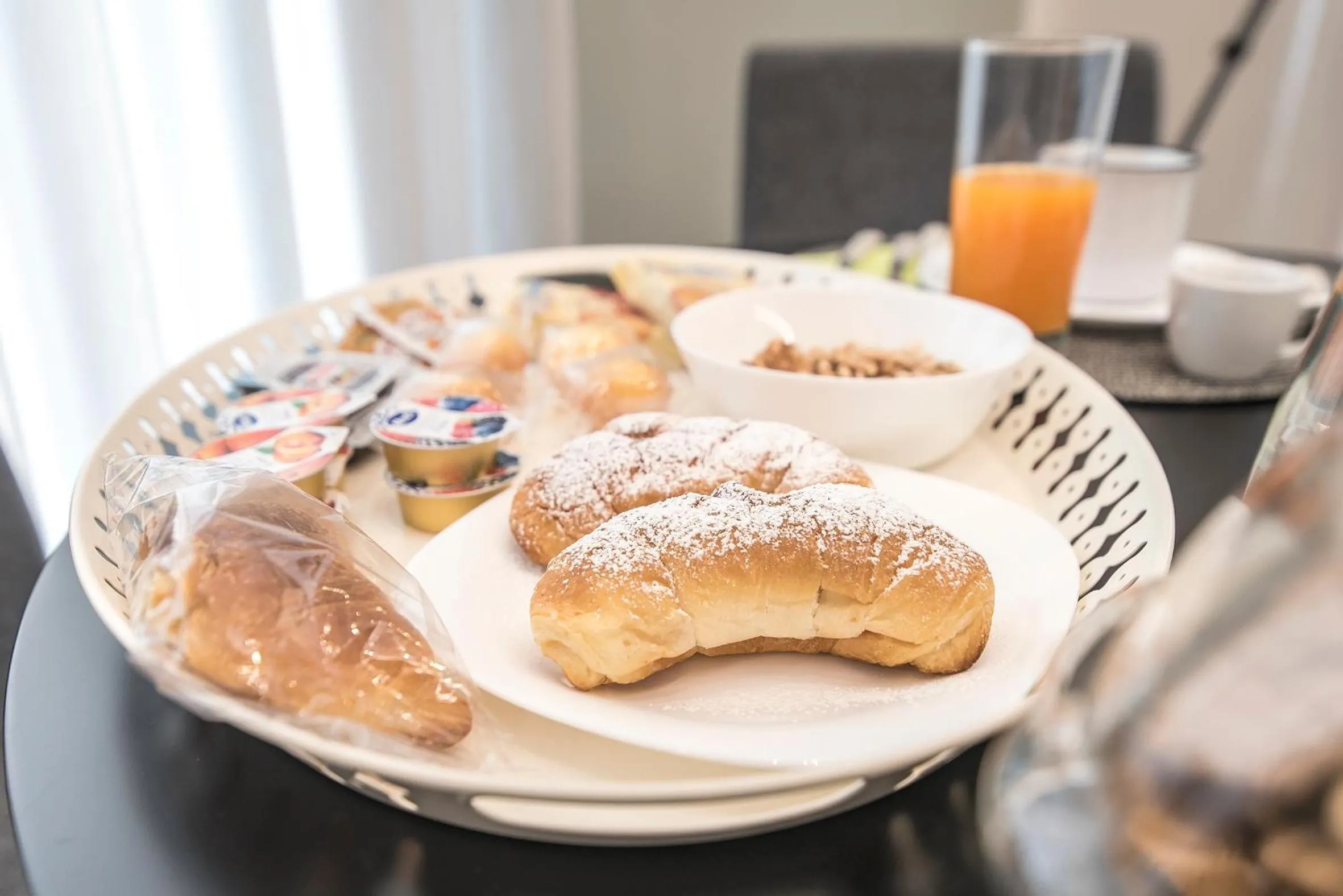 Breakfast in Three Houses Toledo