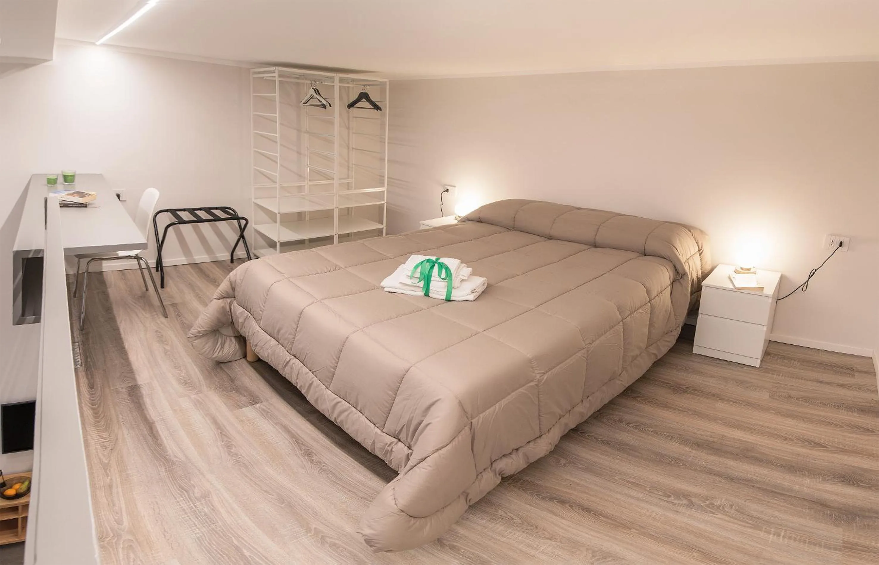 Bed in Three Houses Toledo