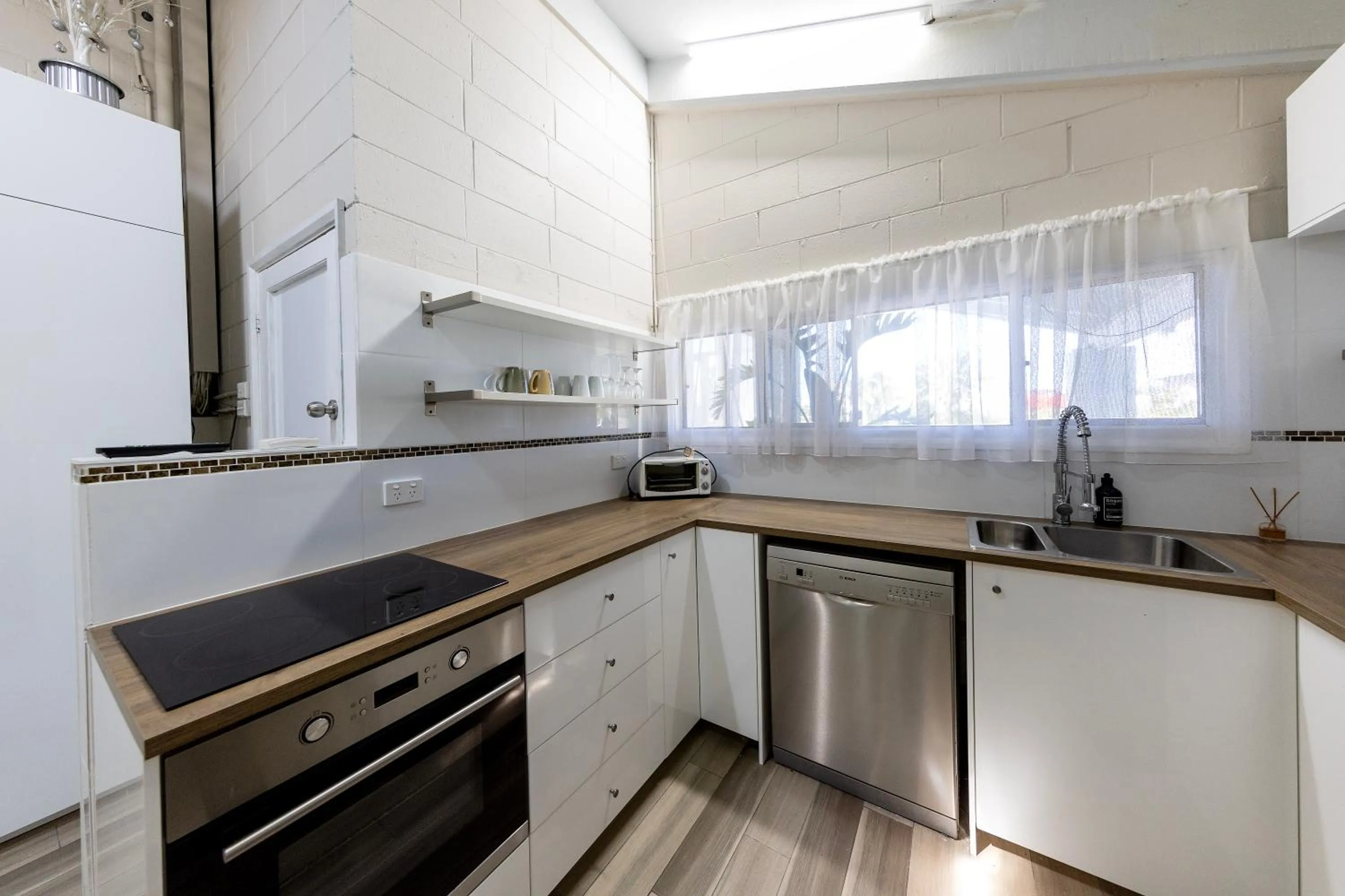 Breeze Inn 13 Princes Highway, Ulladulla