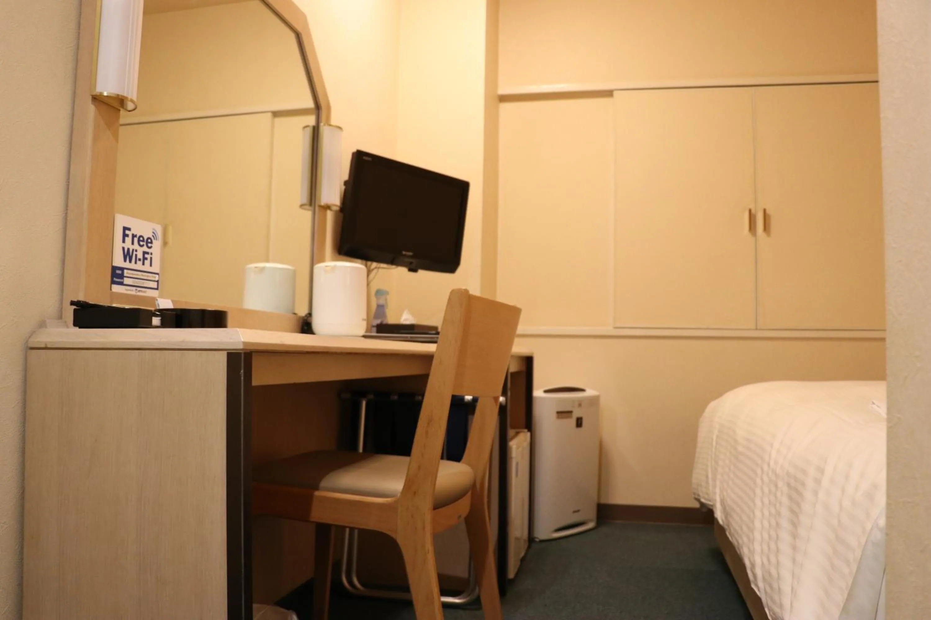 Bed in Aizuwakamatsu Washington Hotel