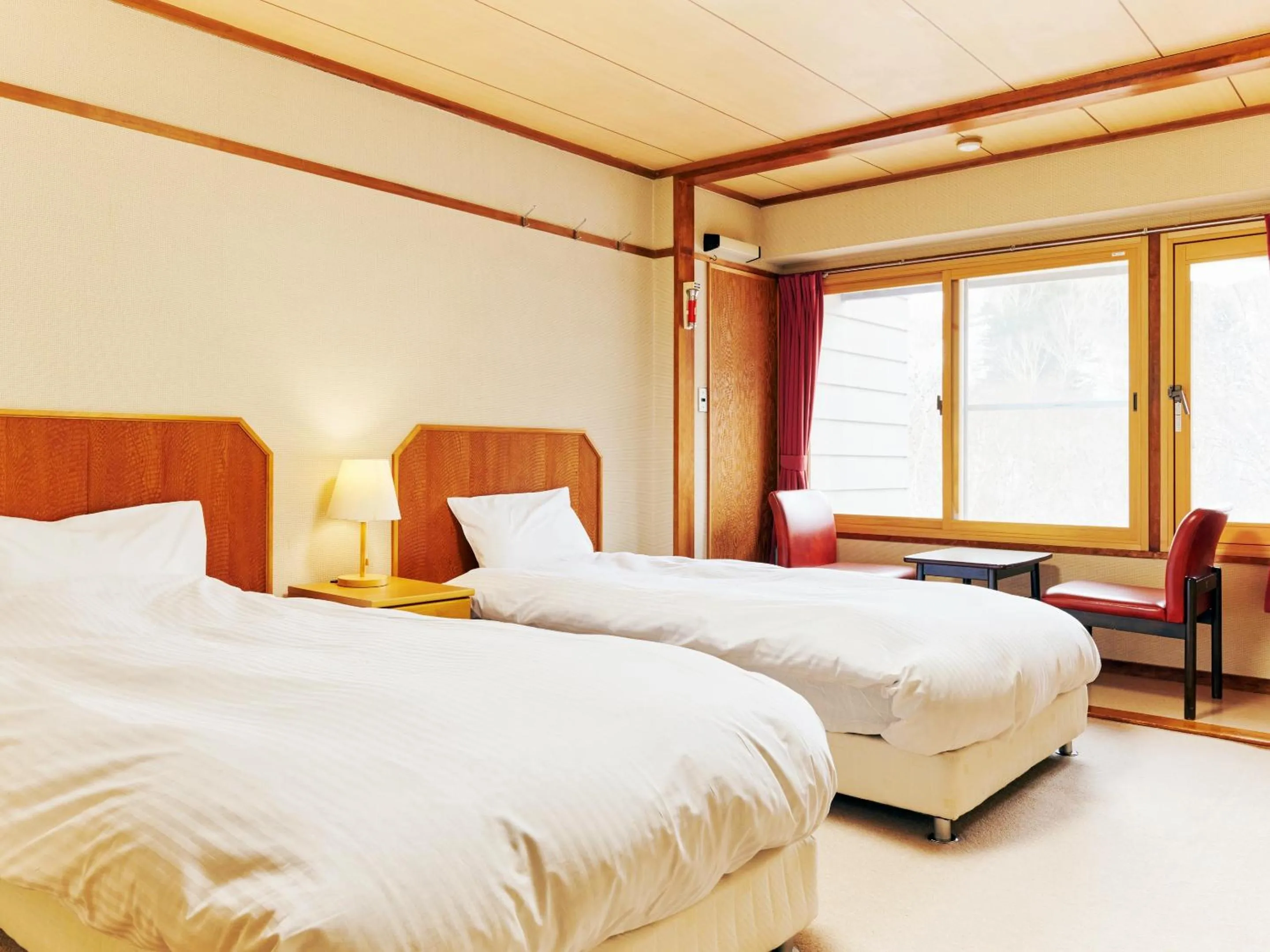 Photo of the whole room, Bed in Ishinoyu Lodge