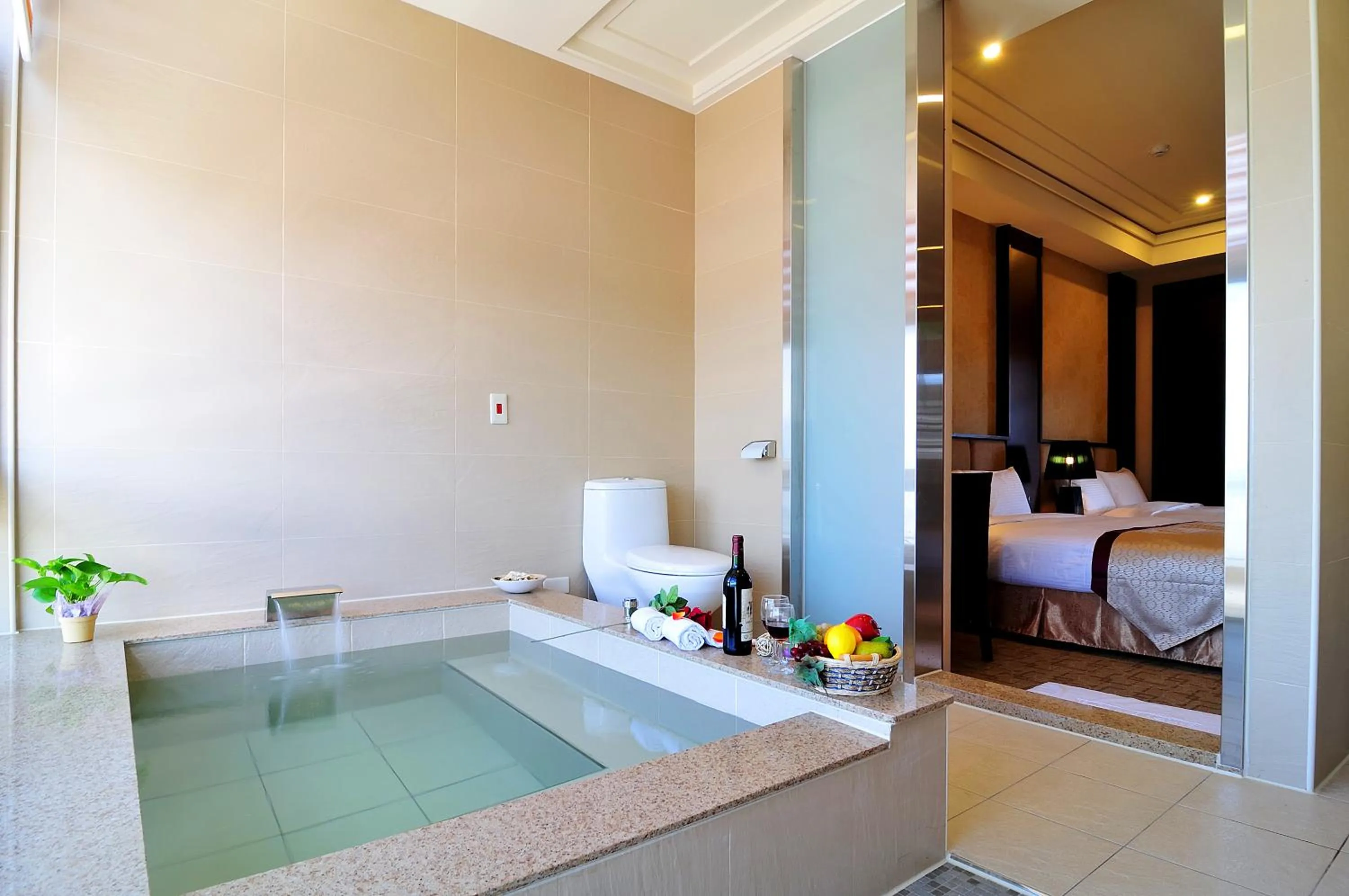 Bathroom, Bed in JinShan Sakura Bay Hot Spring Hotel