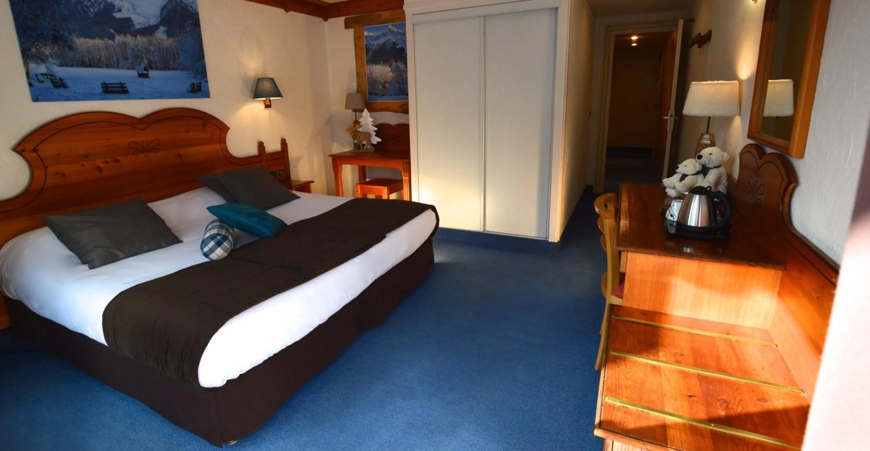 Photo of the whole room in Hôtel Serre Palas