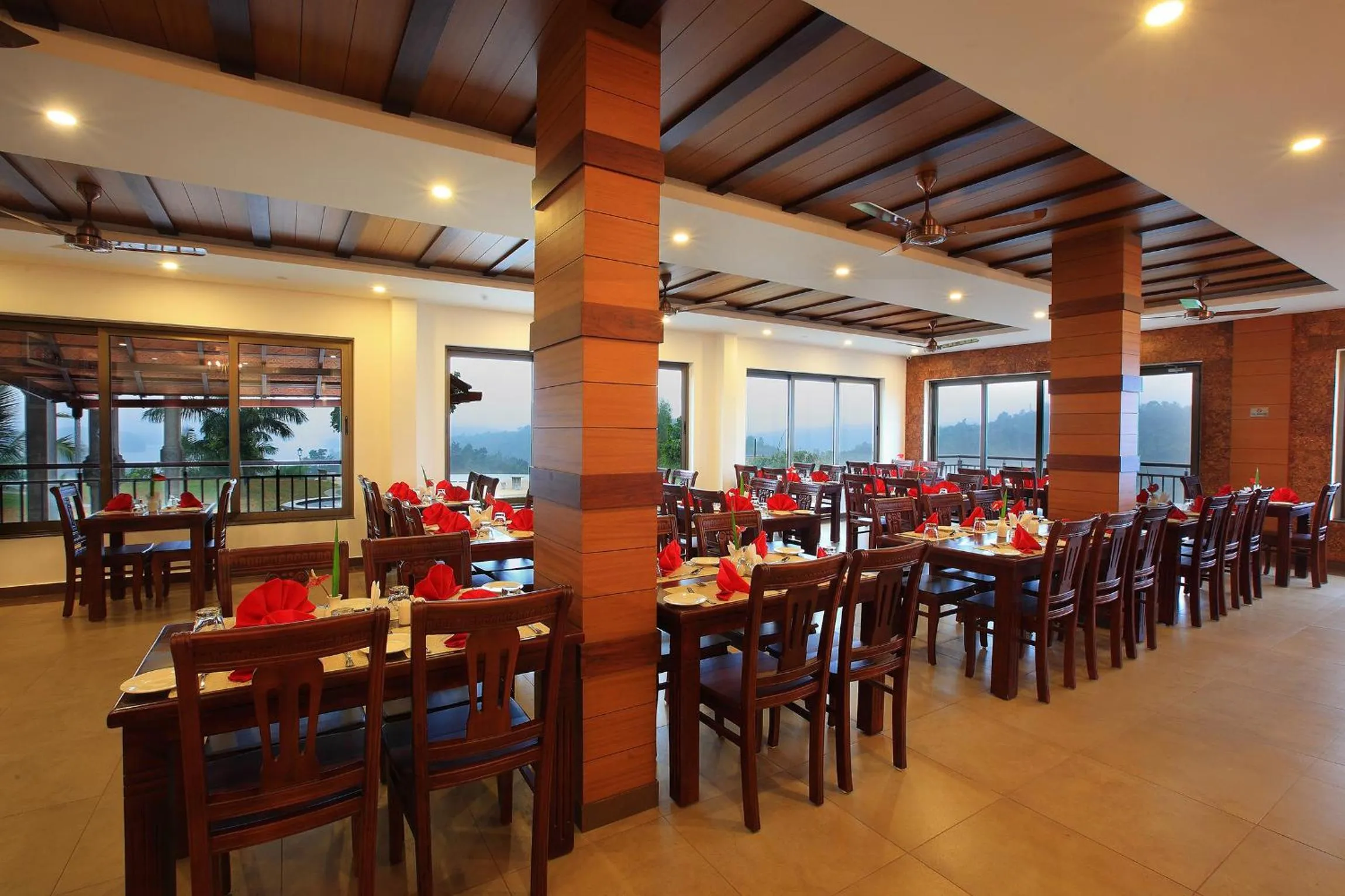 Restaurant/places to eat in Arayal Resort-A Unit of Sharoy Resort