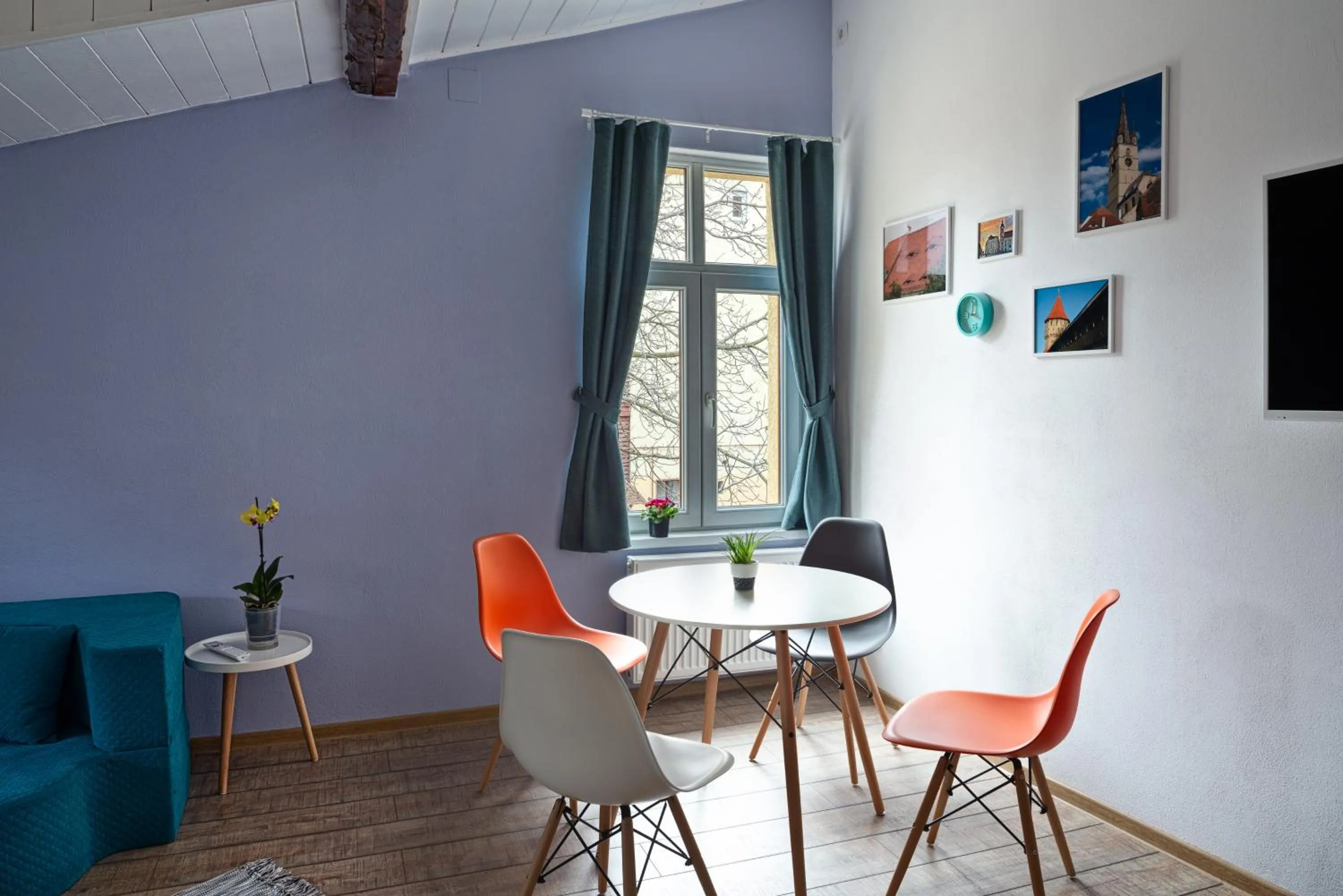 Dining area in T House