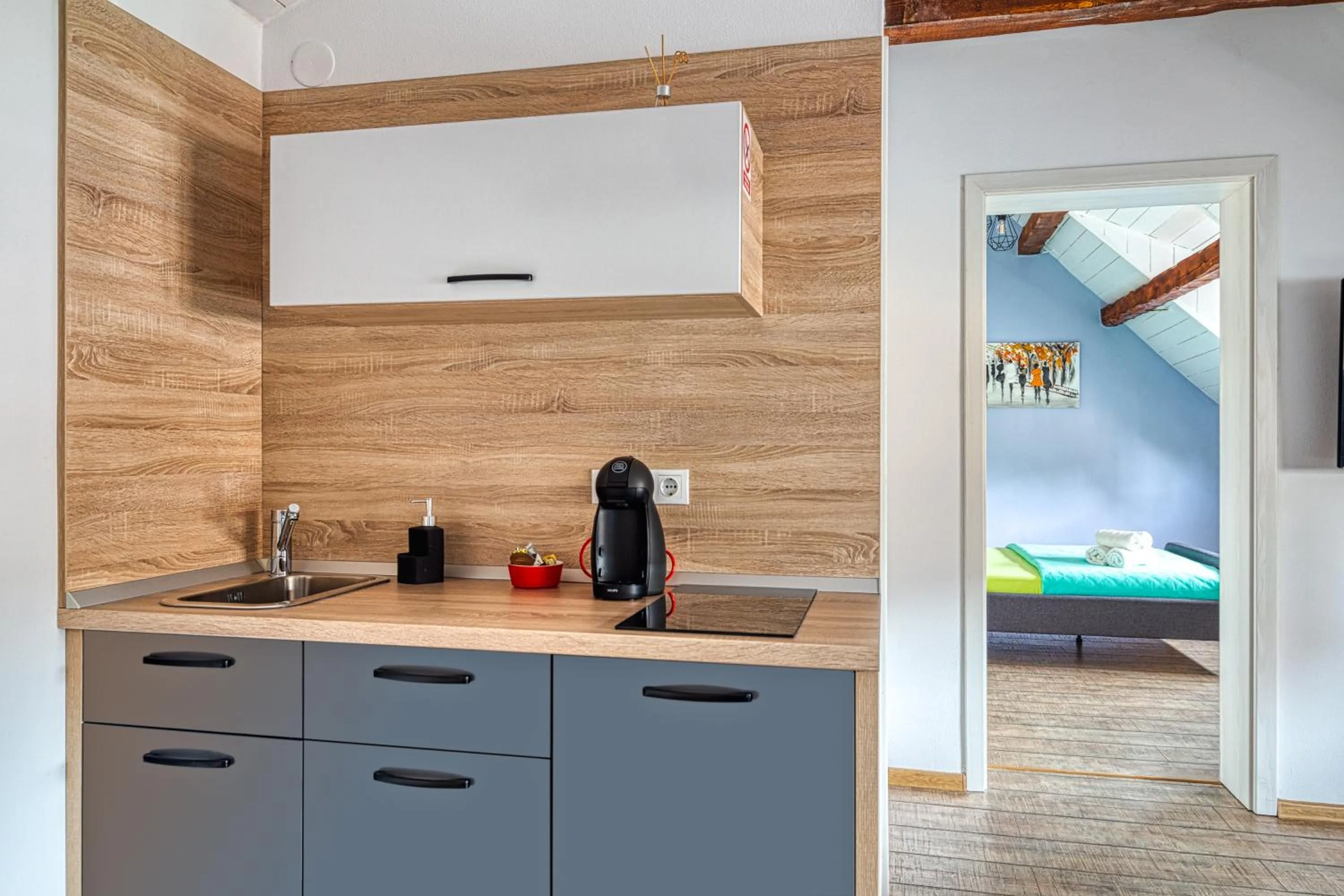 Kitchen or kitchenette in T House