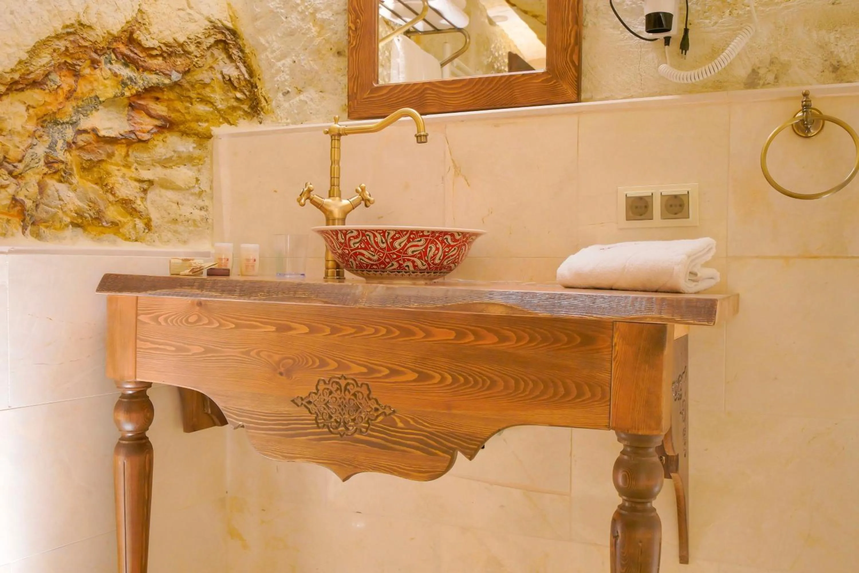 Bathroom in Fairyland Cave Hotel