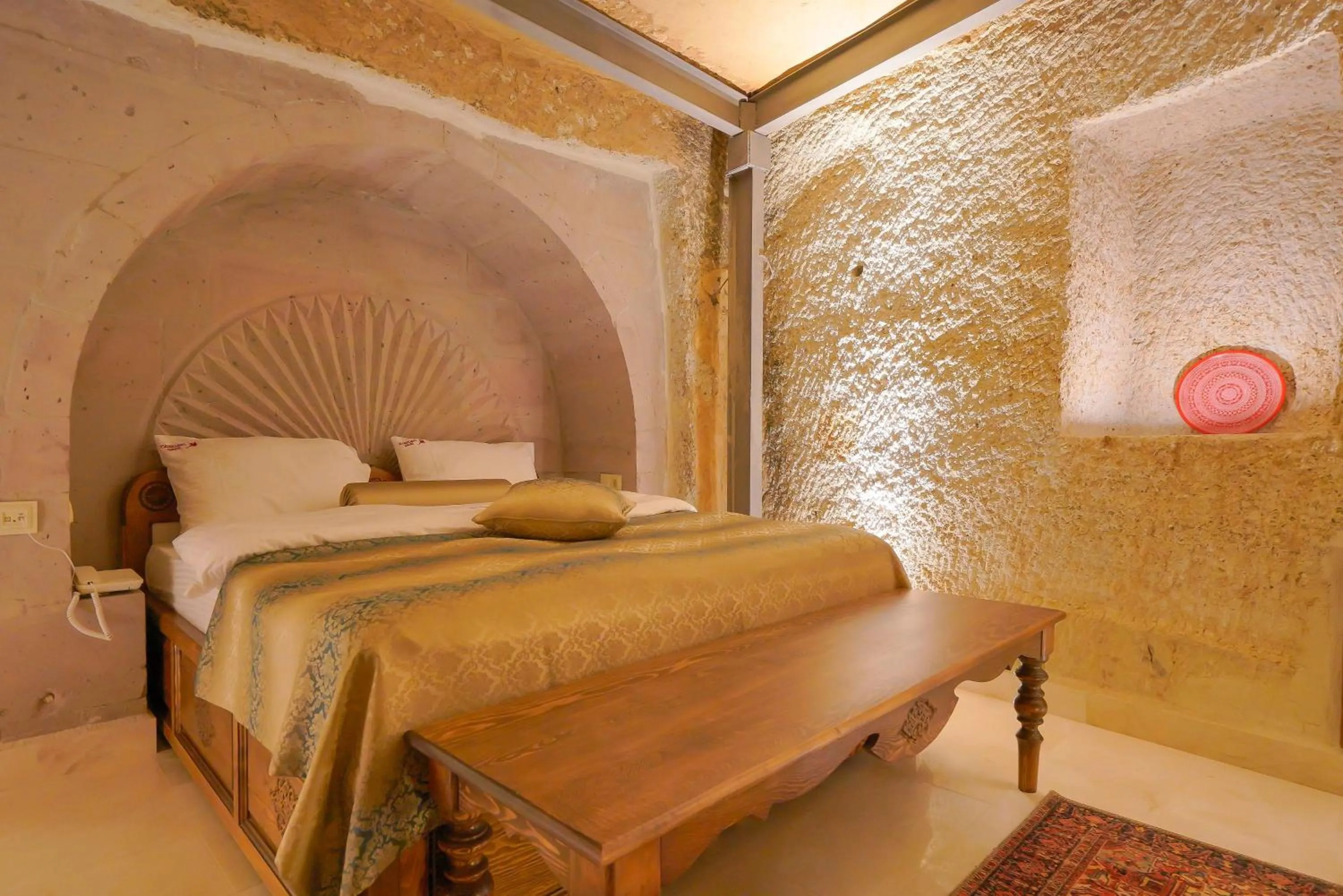 Bed in Fairyland Cave Hotel