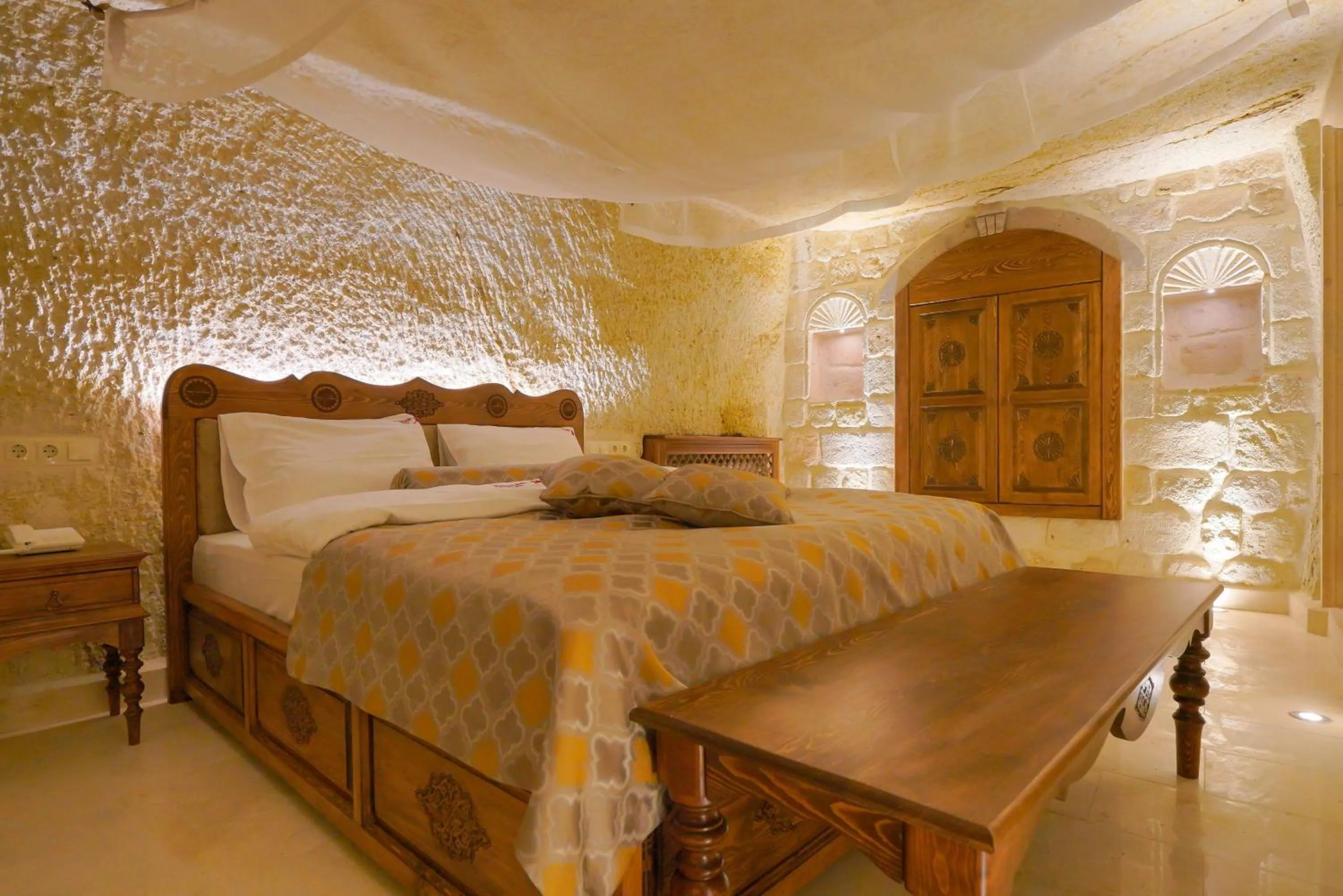Bedroom, Bed in Fairyland Cave Hotel