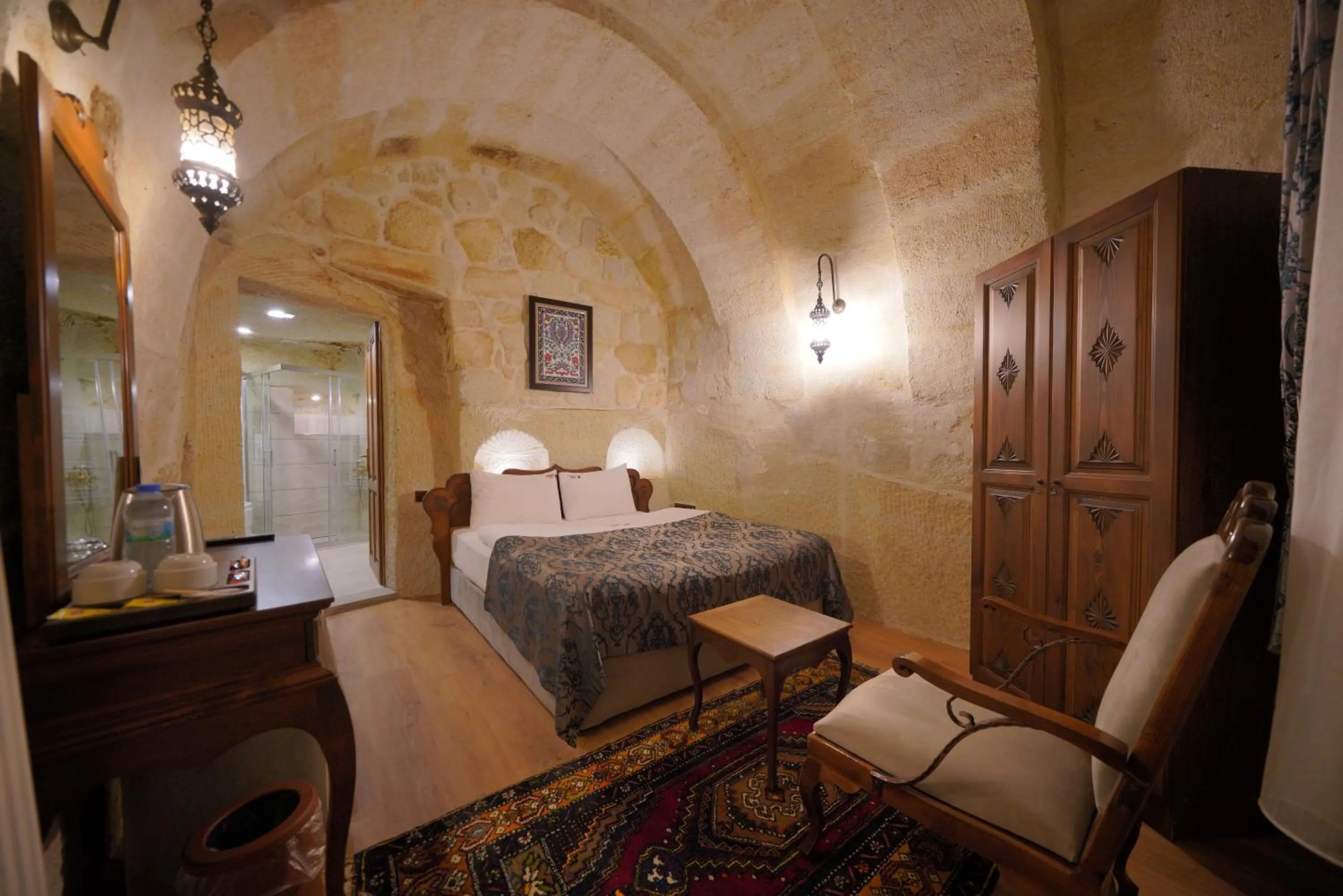 Massage, Bed in Fairyland Cave Hotel