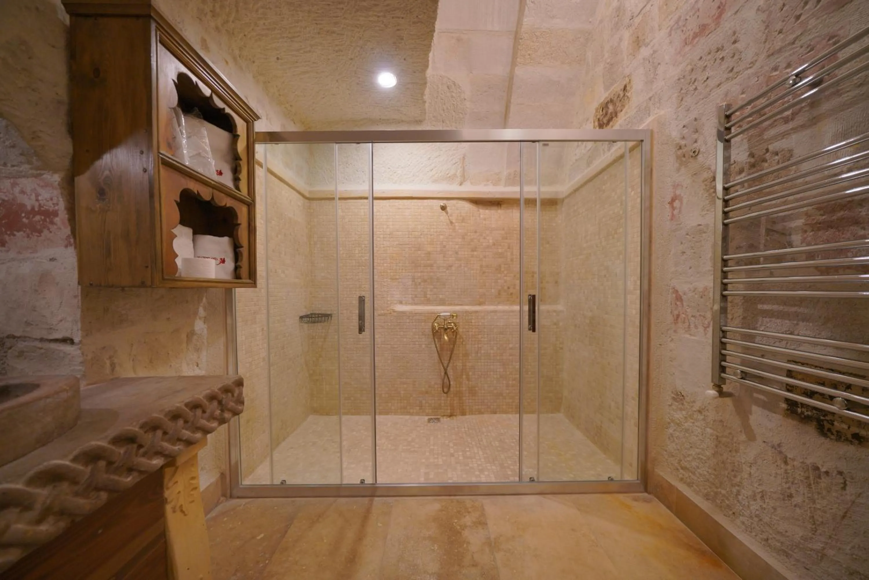 Bathroom in Fairyland Cave Hotel