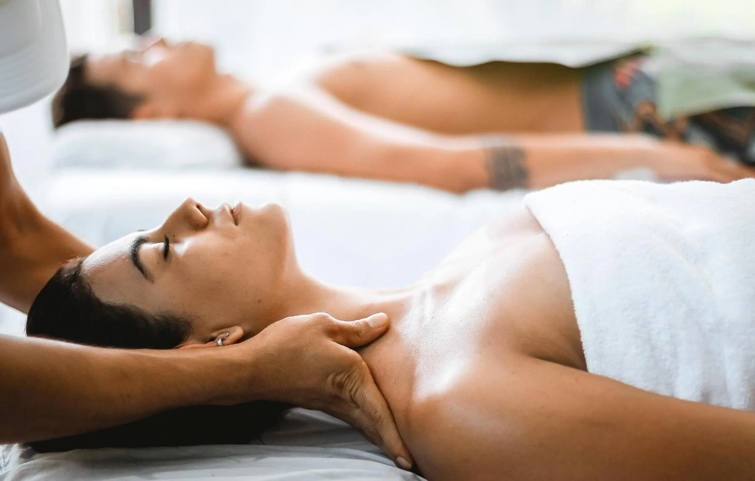 Massage in Igloo Beach Lodge