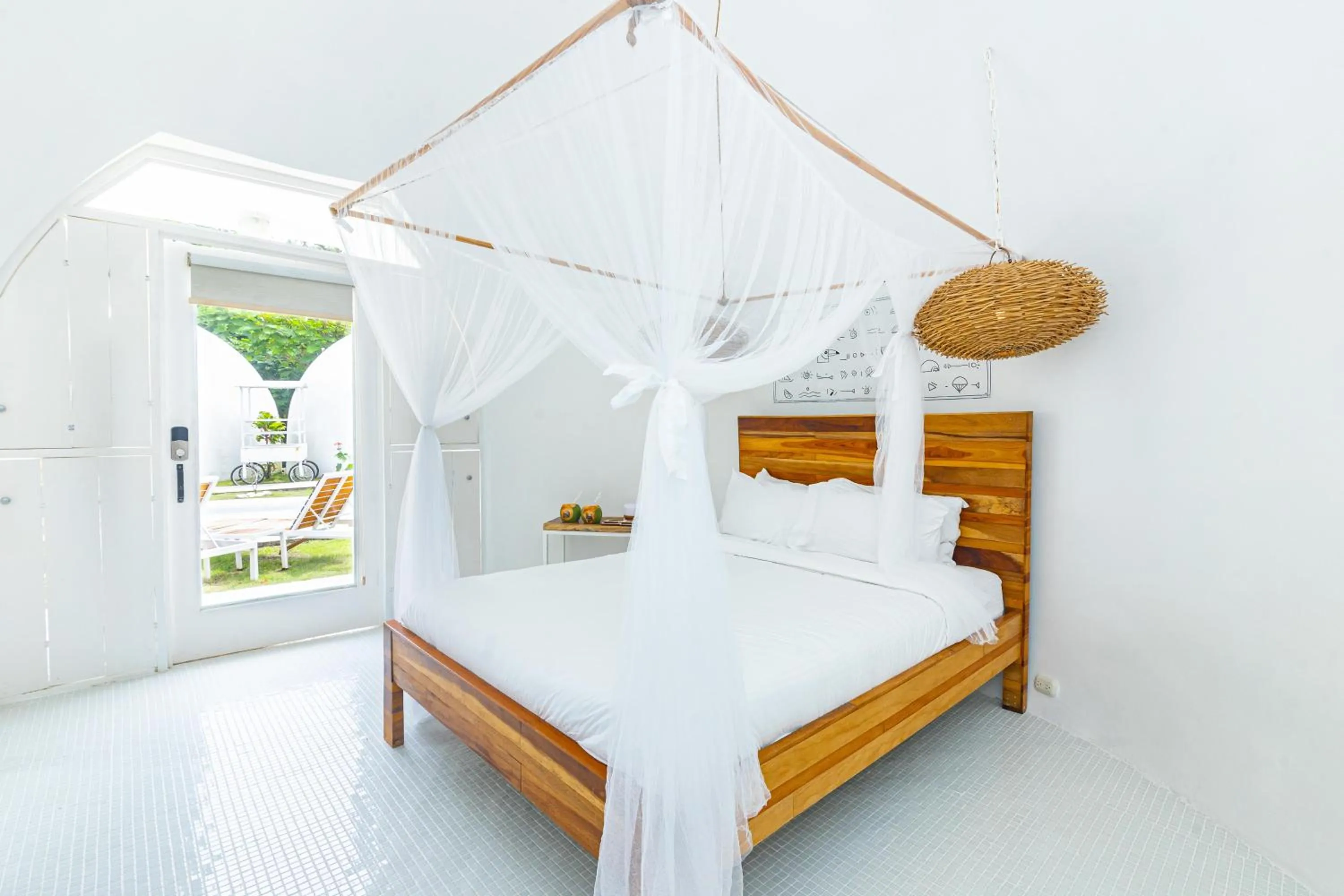 Bed in Igloo Beach Lodge