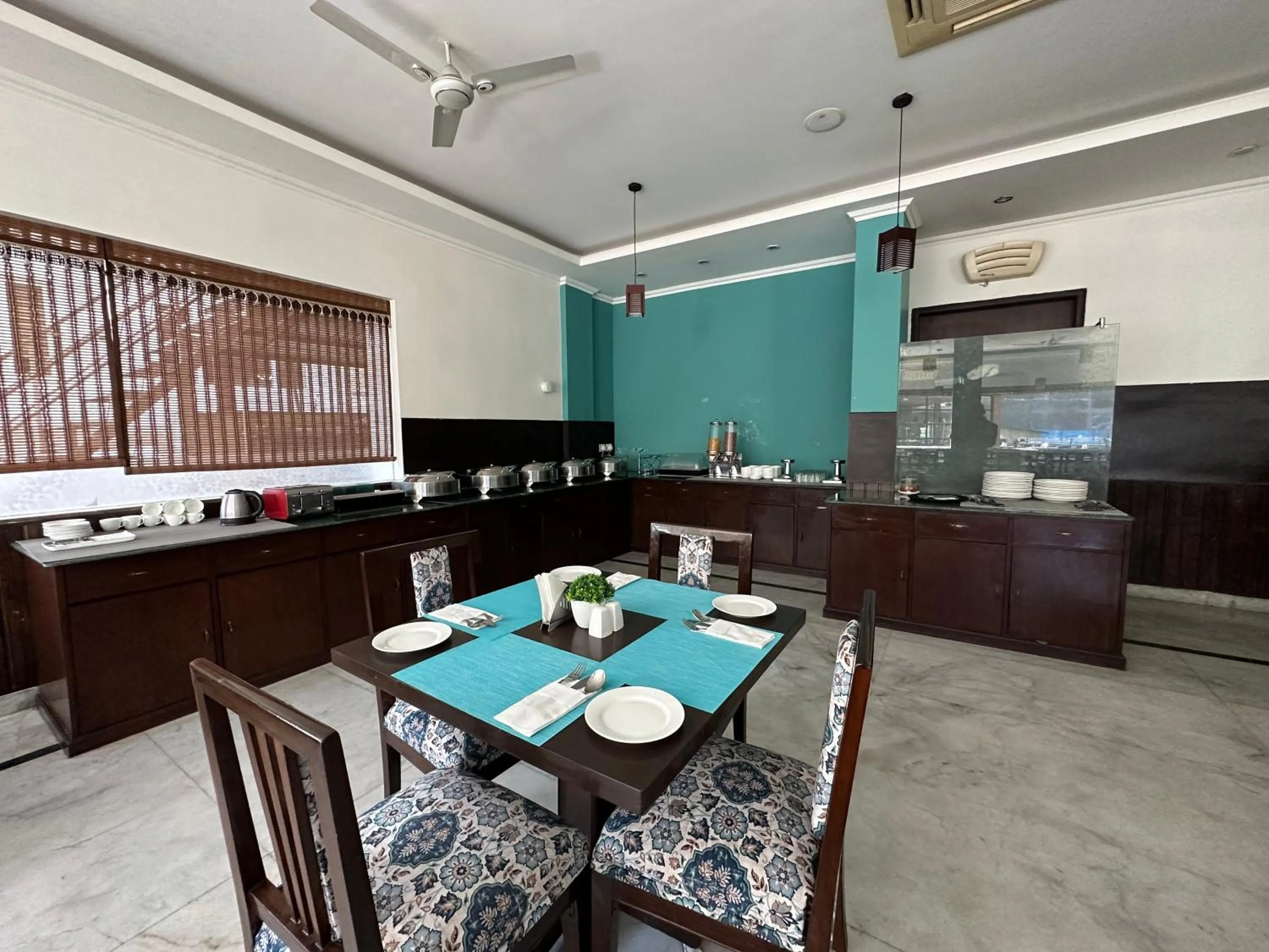 Restaurant/places to eat in Hotel Dewa Retreat- A Himalayan Boutique Hotel