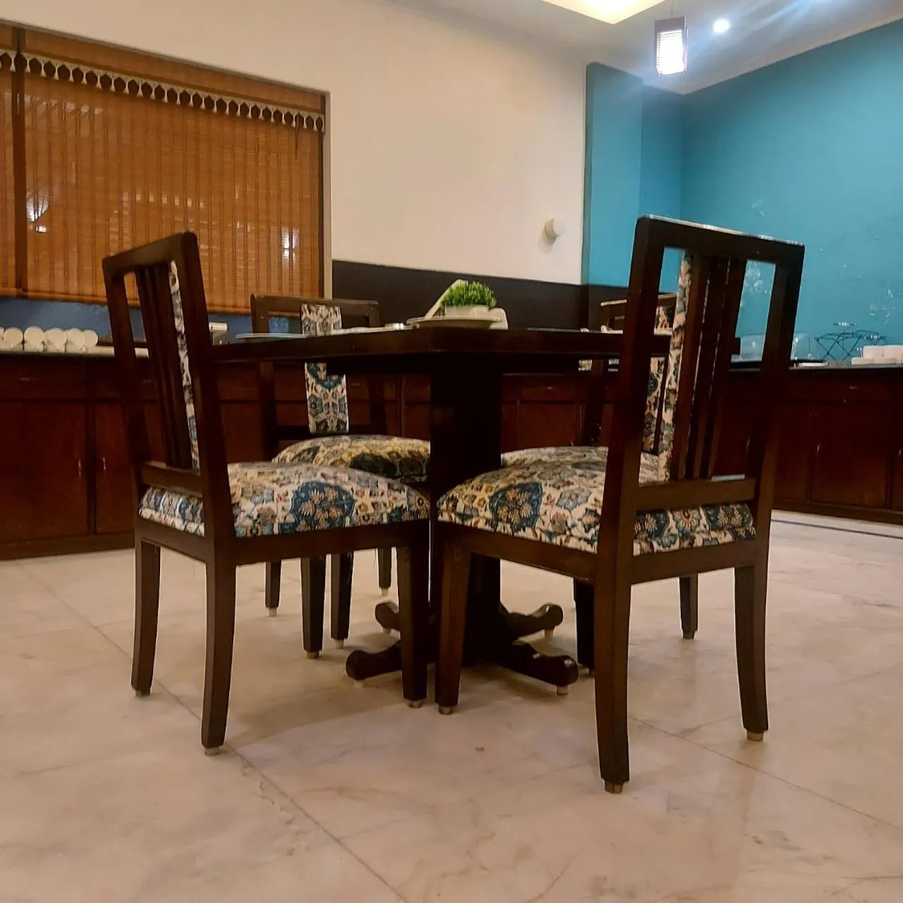 Restaurant/places to eat in Hotel Dewa Retreat- A Himalayan Boutique Hotel