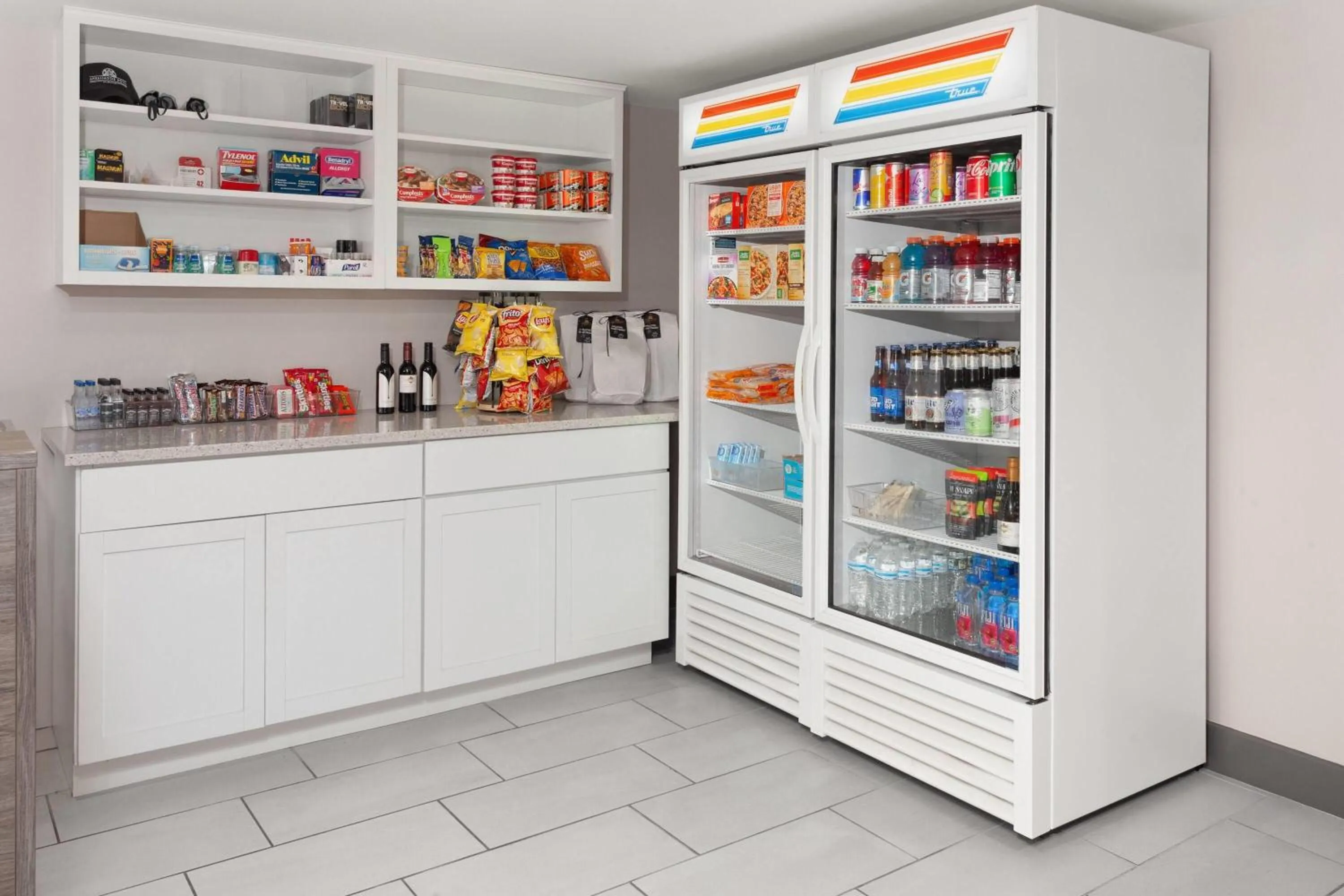 Food and drinks in Ramada by Wyndham Milwaukee