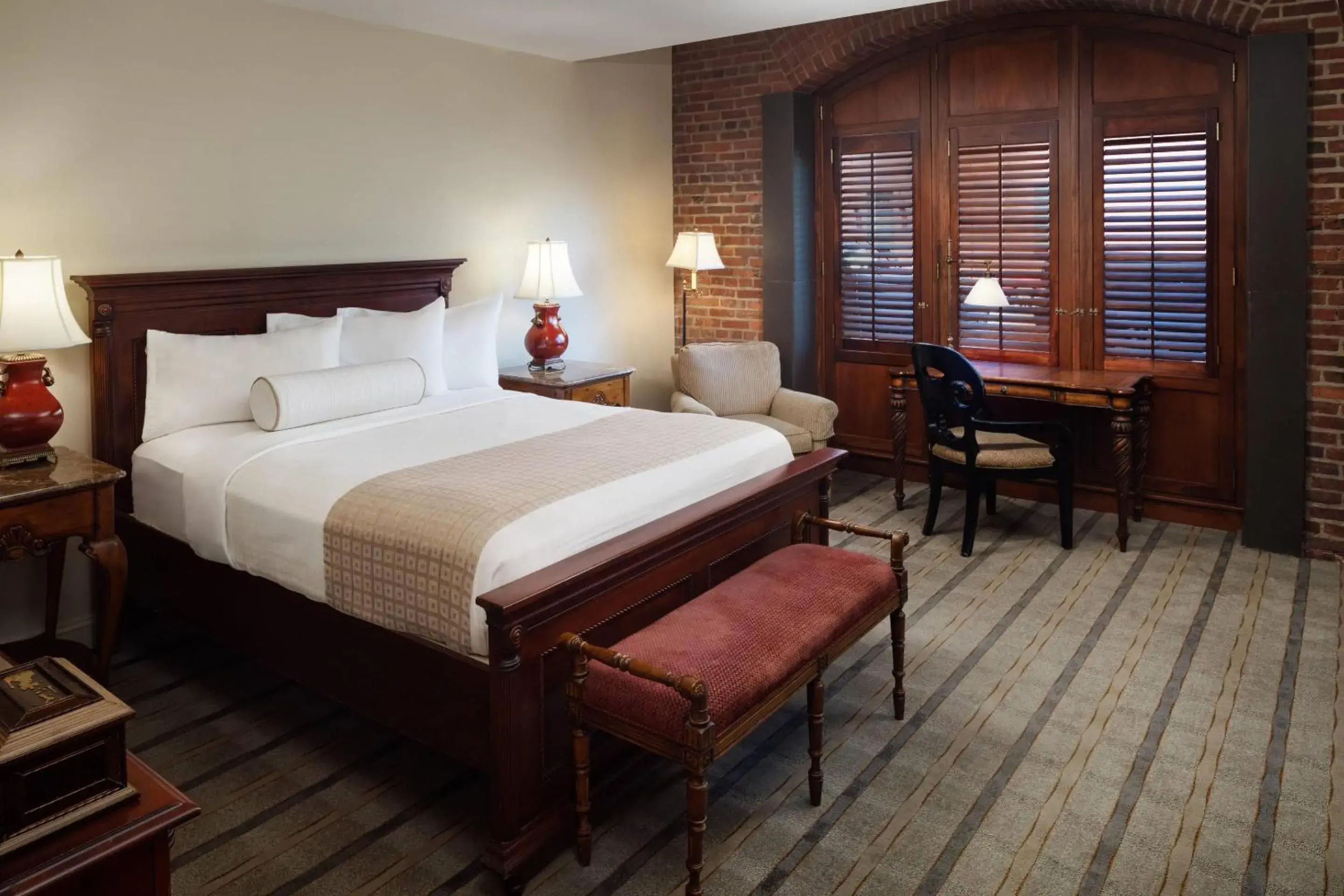 1 Queen Bed, City View in The Inn at Henderson's Wharf, an Ascend Collection Hotel 1 Queen Bed, City View in The Inn at Henderson's Wharf, an Ascend Collection Hotel