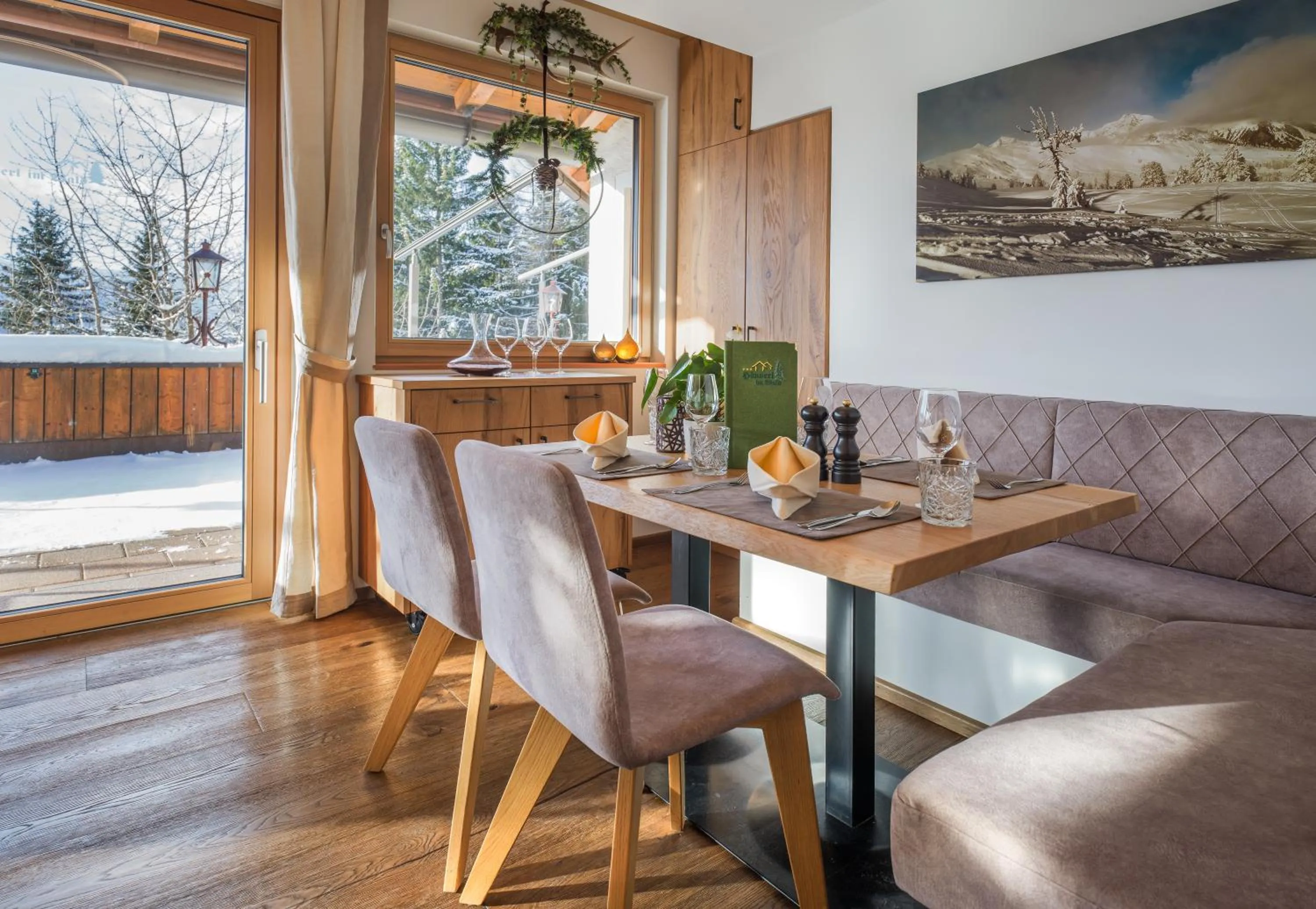 Dining area in Hotel Häuserl im Wald