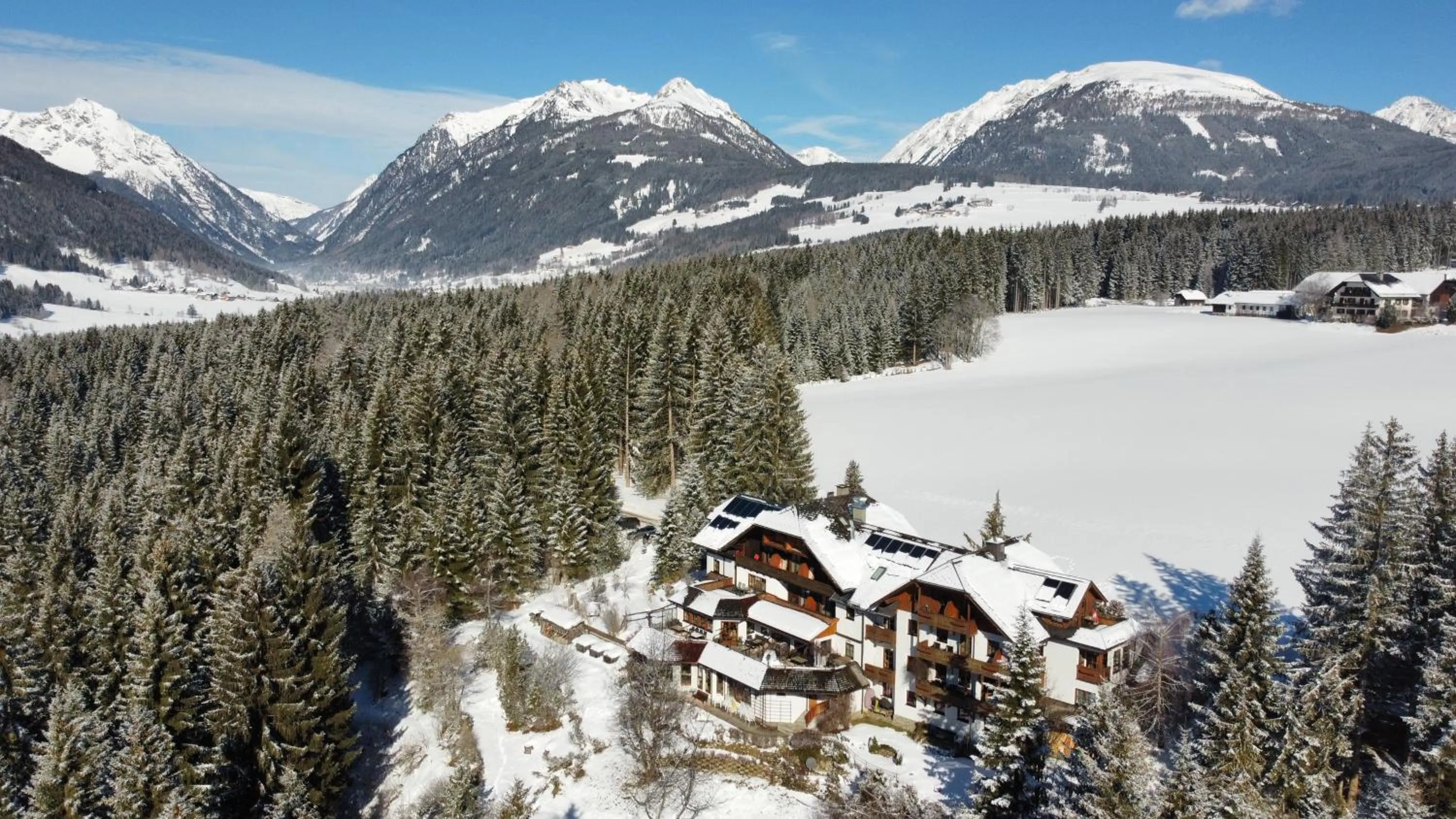 Property building in Hotel Häuserl im Wald