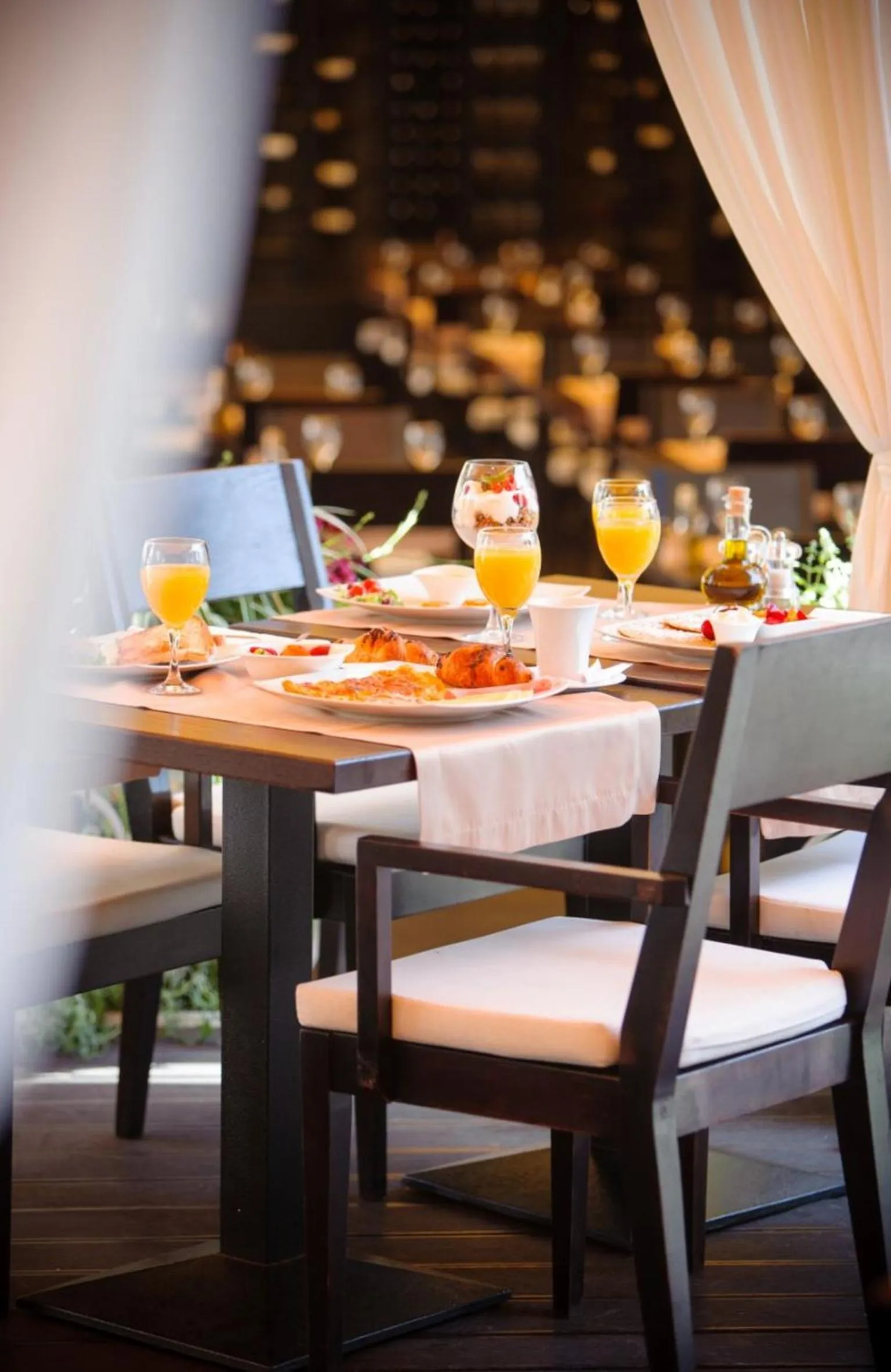 Restaurant/places to eat in Riva Luxury Rooms