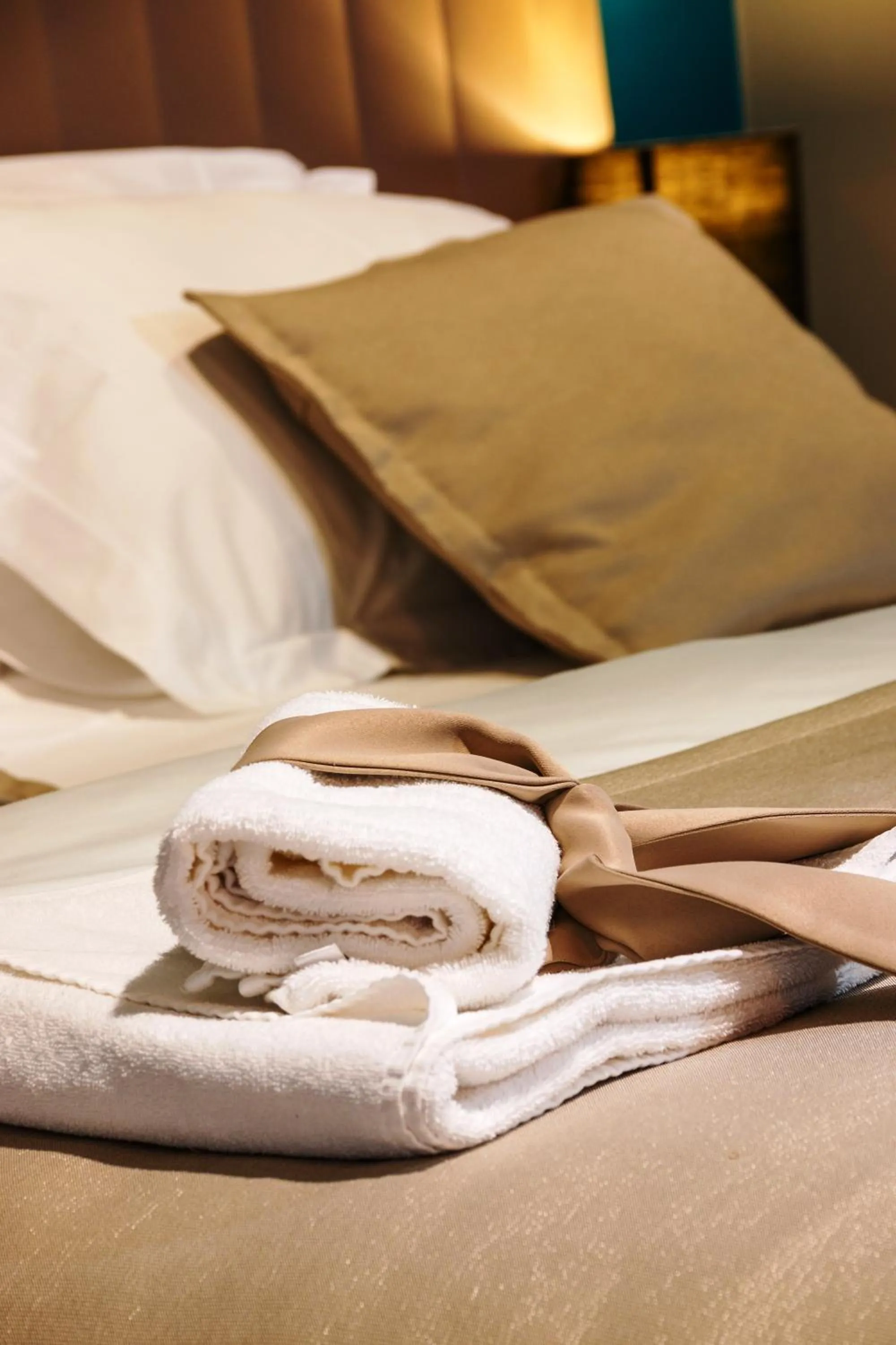 Decorative detail, Bed in Riva Luxury Rooms