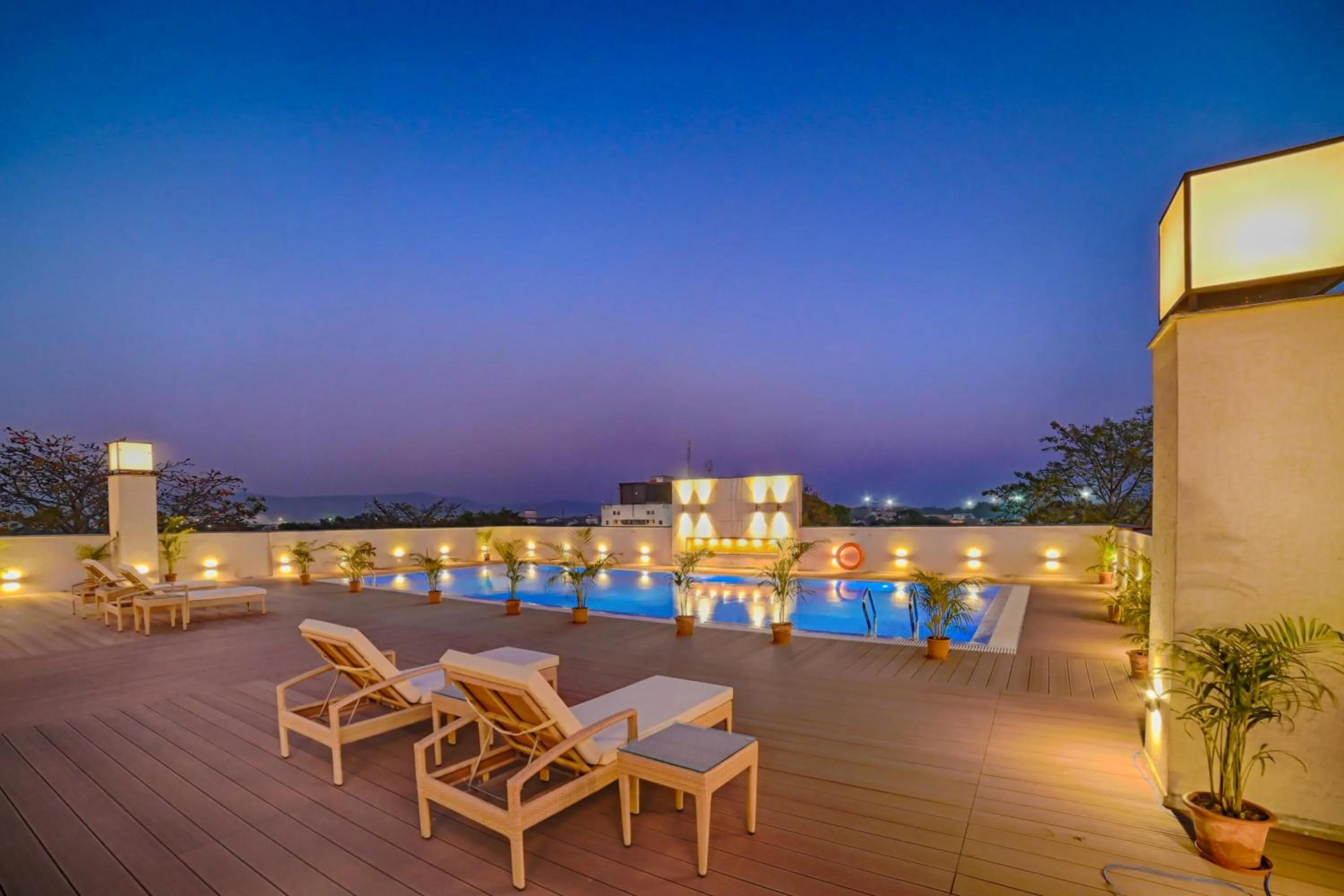 Swimming pool in Vivanta Jamshedpur, Golmuri