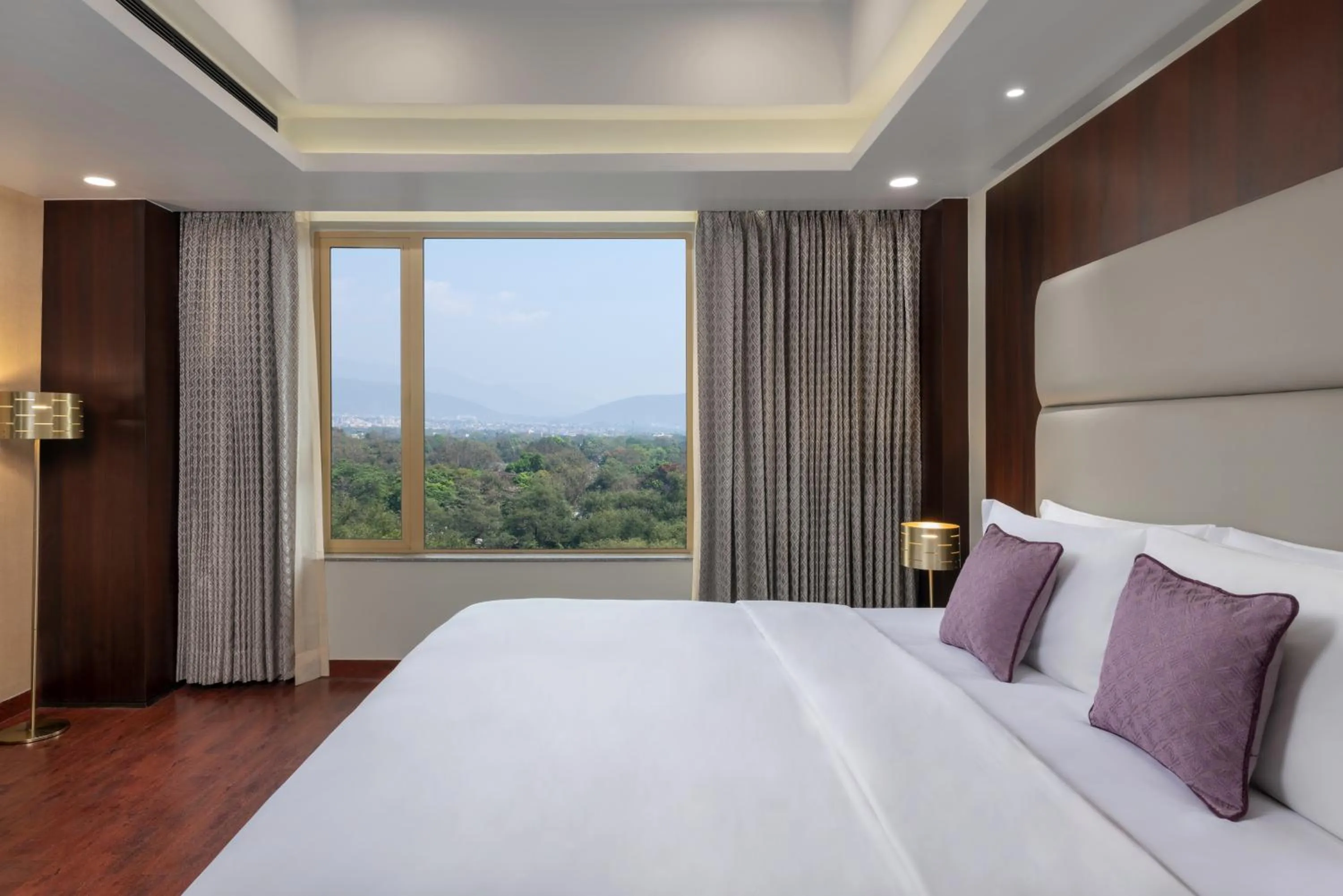 Bed in Vivanta Jamshedpur, Golmuri