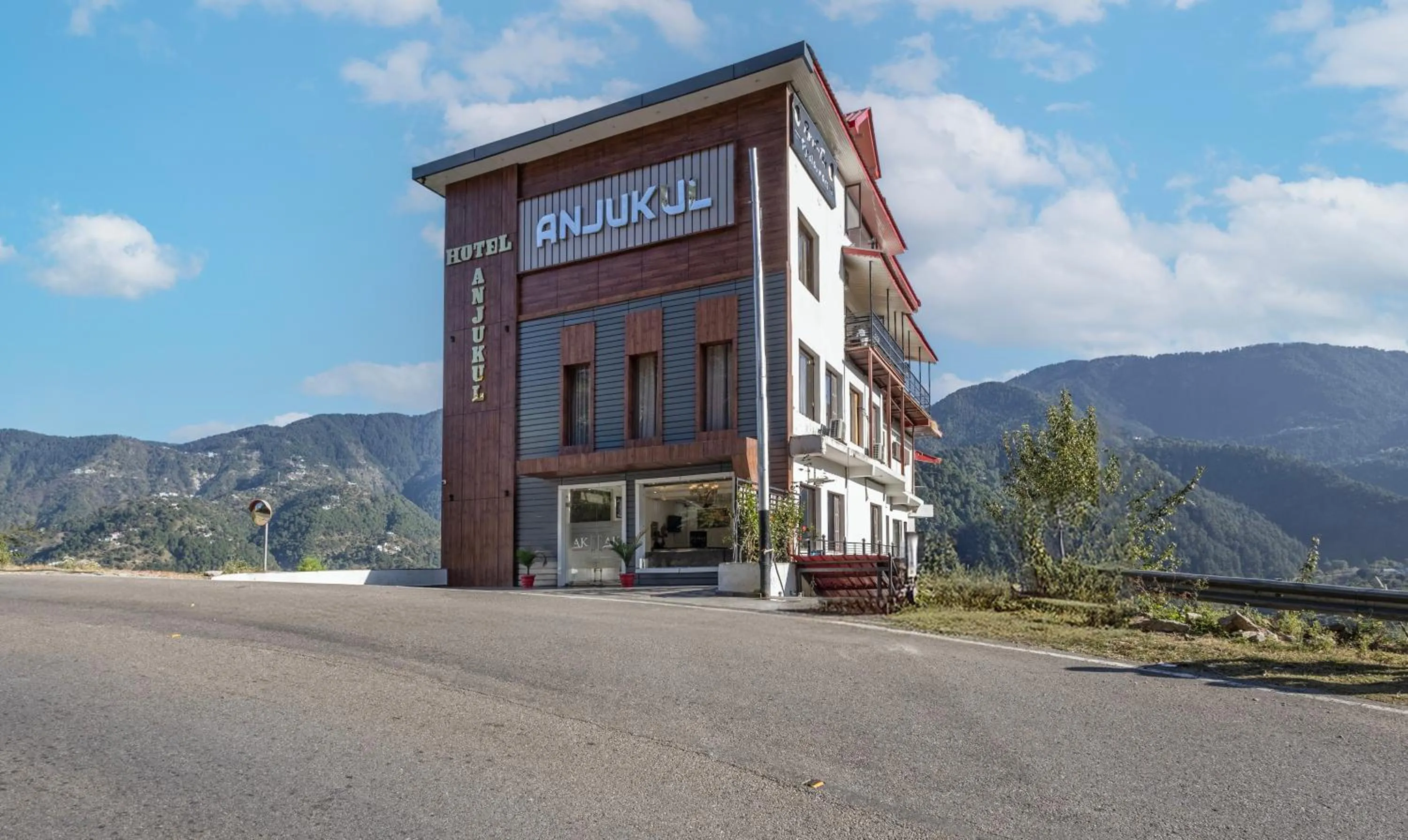 Property building in Treebo Anjukul