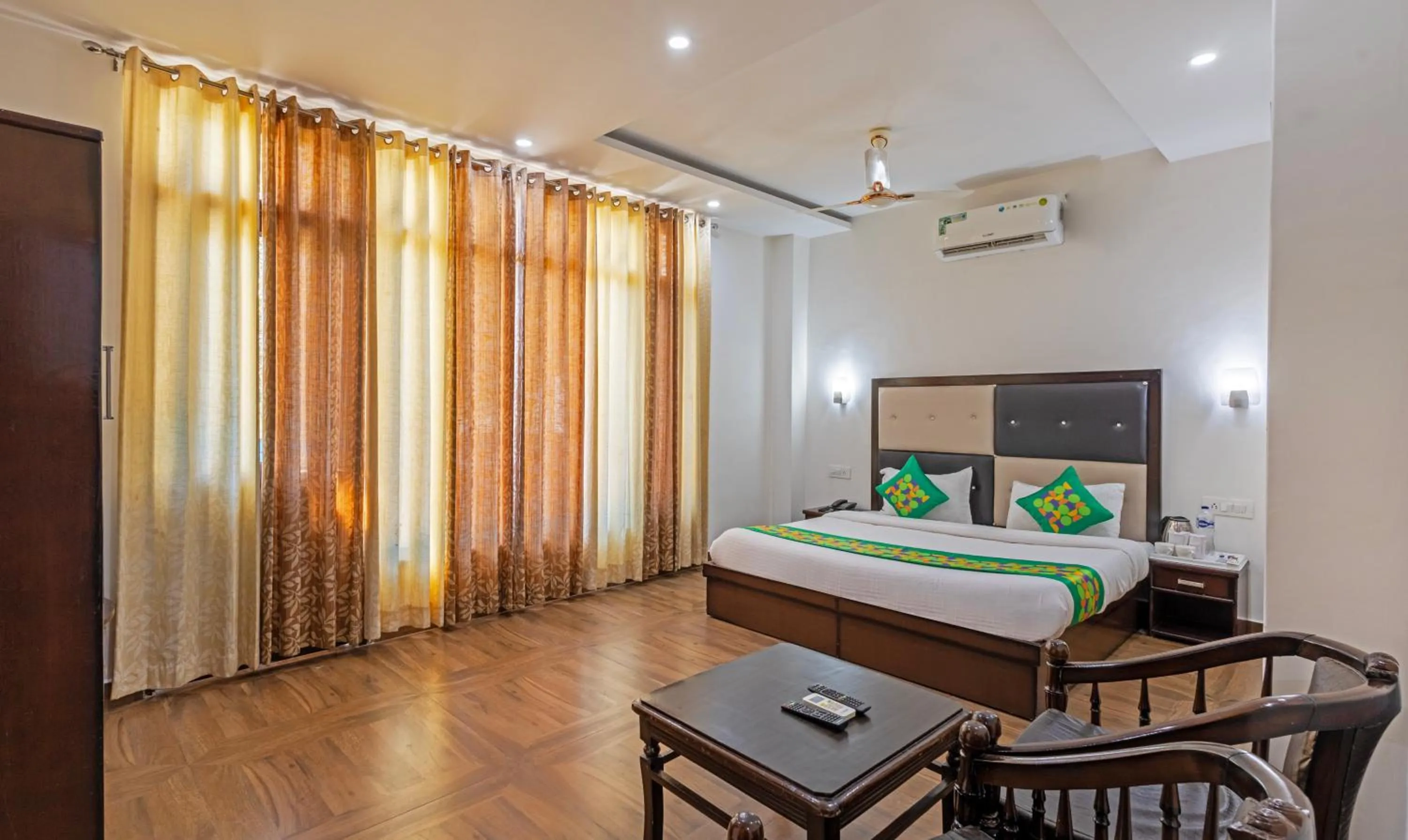 Bedroom, Bed in Treebo Anjukul