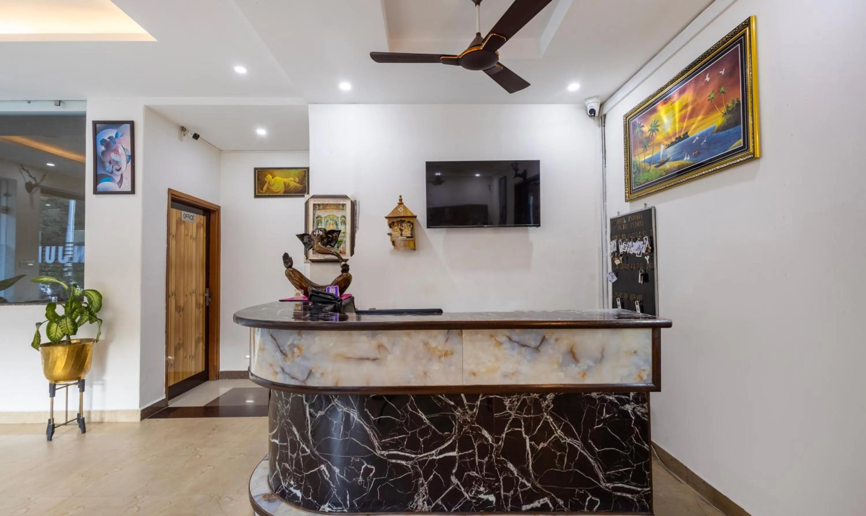 Lobby or reception in Treebo Anjukul