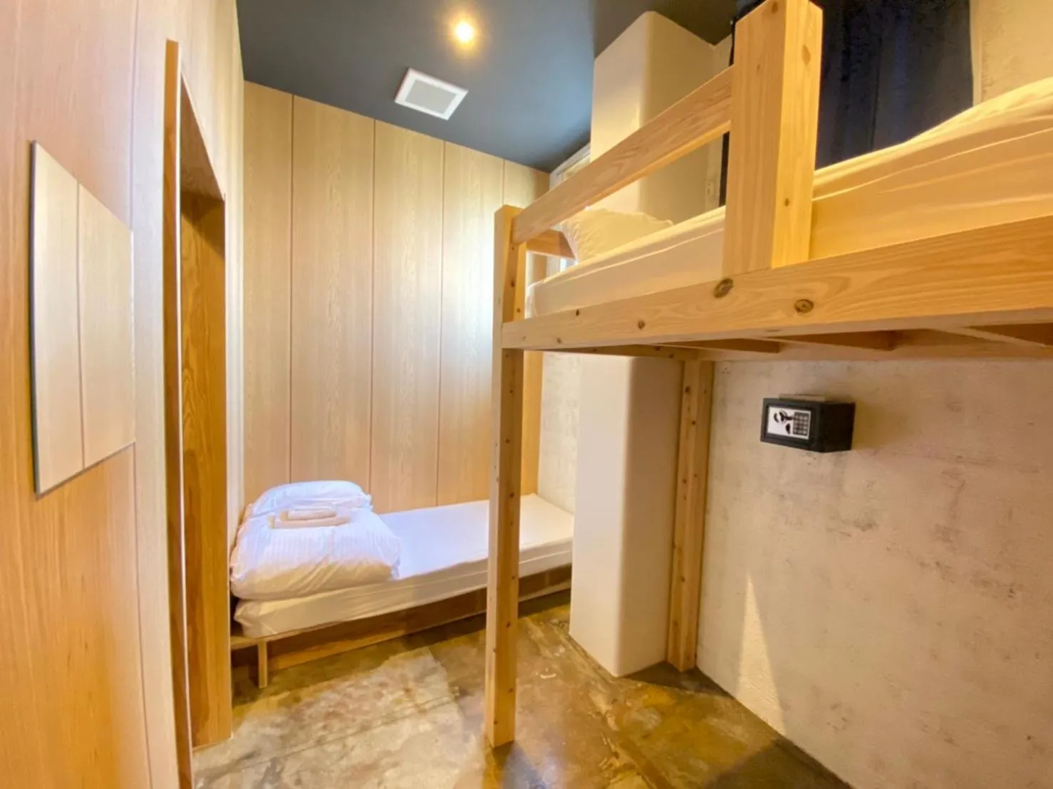 bunk bed, Bed in HOTEL&HOSTEL HARU