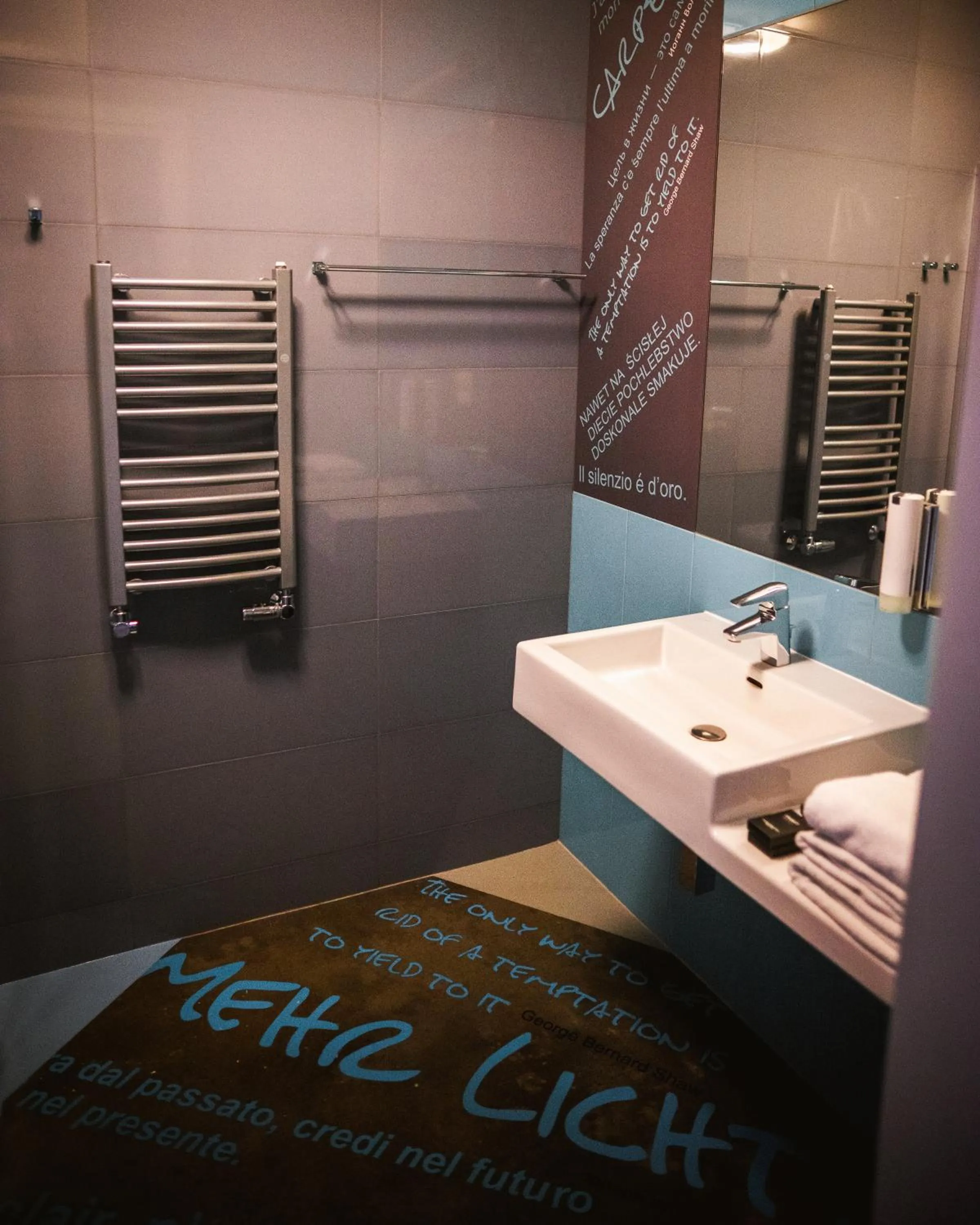 Bathroom in Hotel Lenart