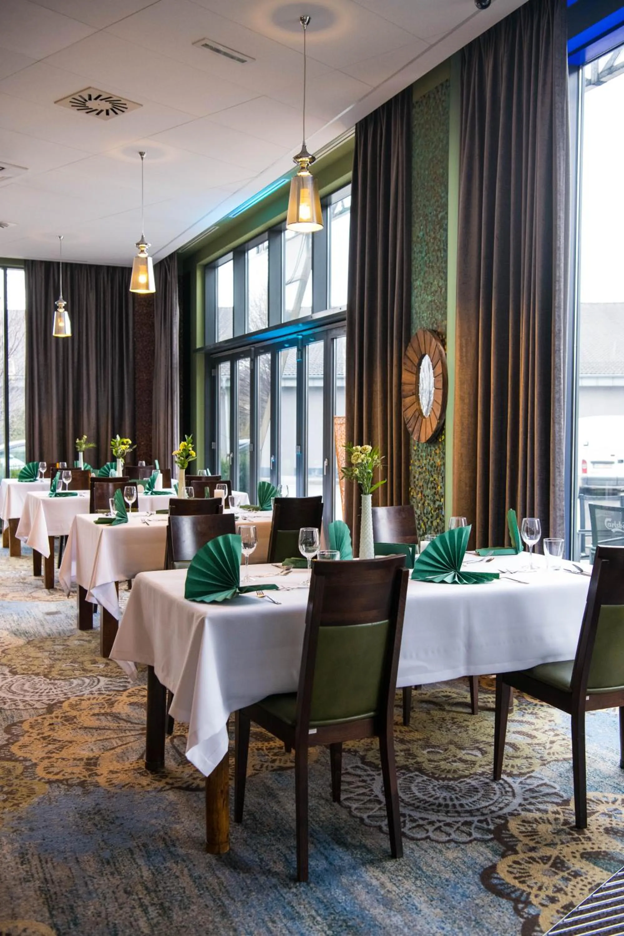 Restaurant/places to eat in Hotel Lenart