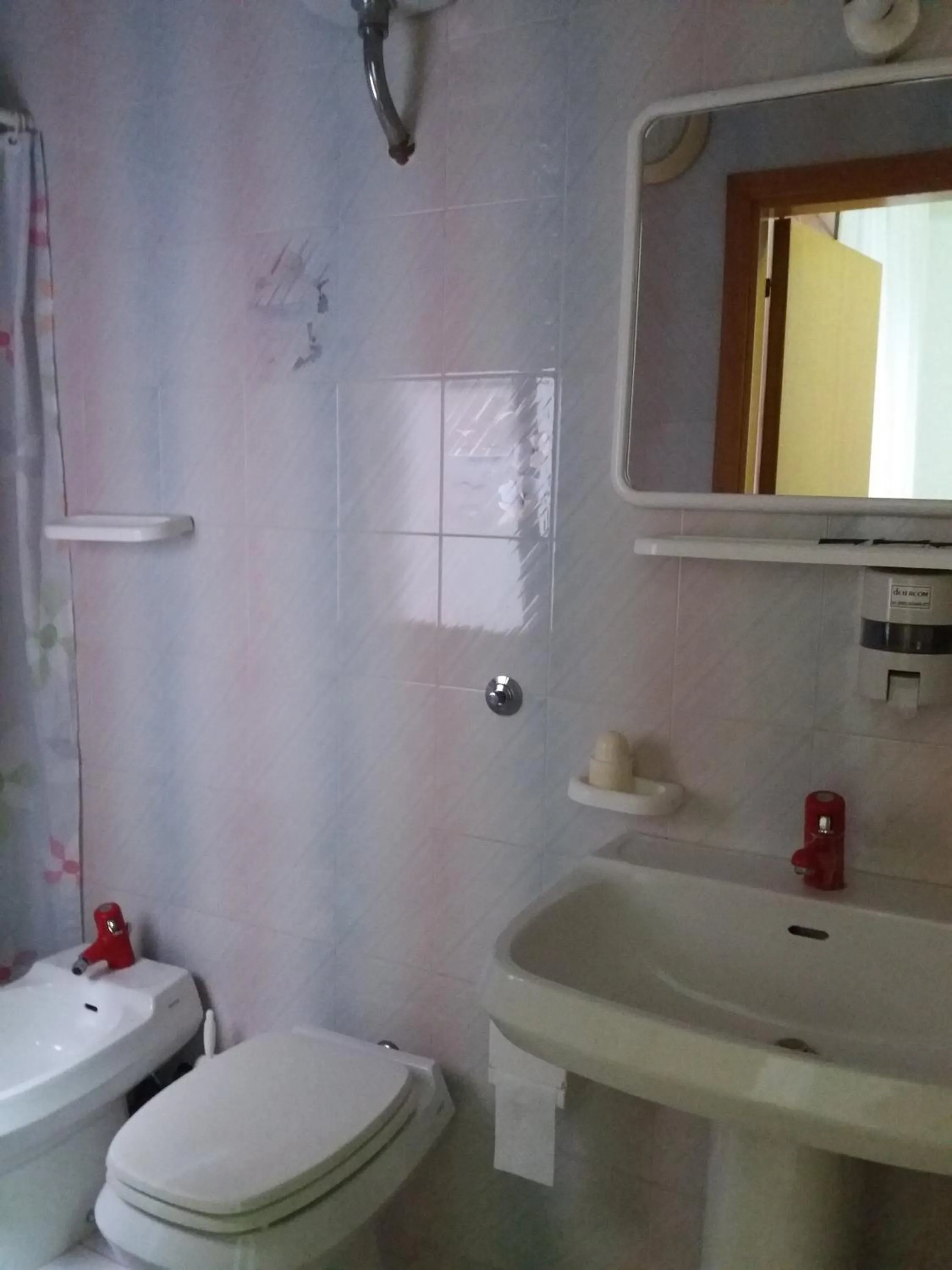 Bathroom in Hotel Europa