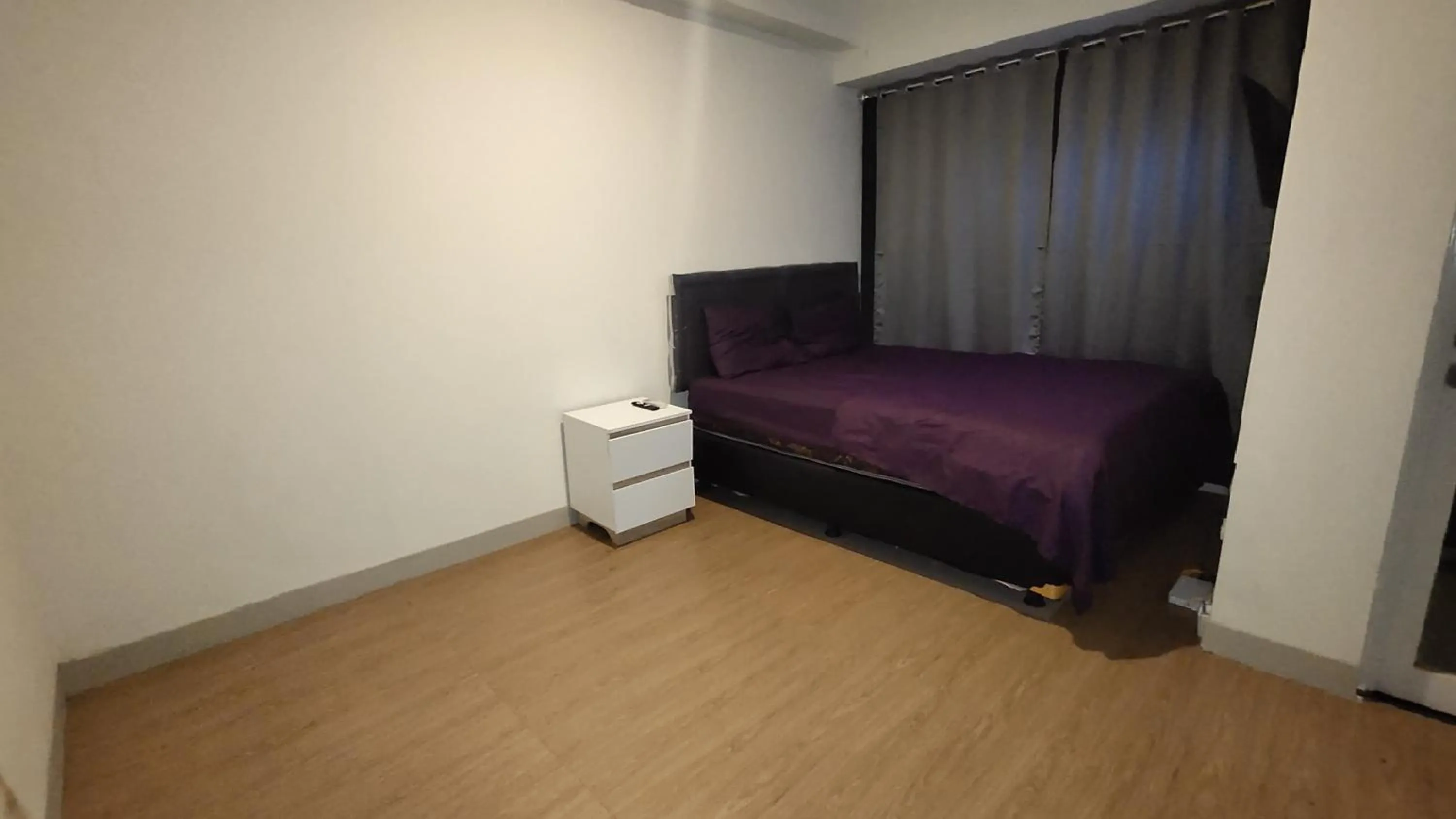 Bed in Apartemen Grand Kamala Lagoon Studio By Bonzela Property