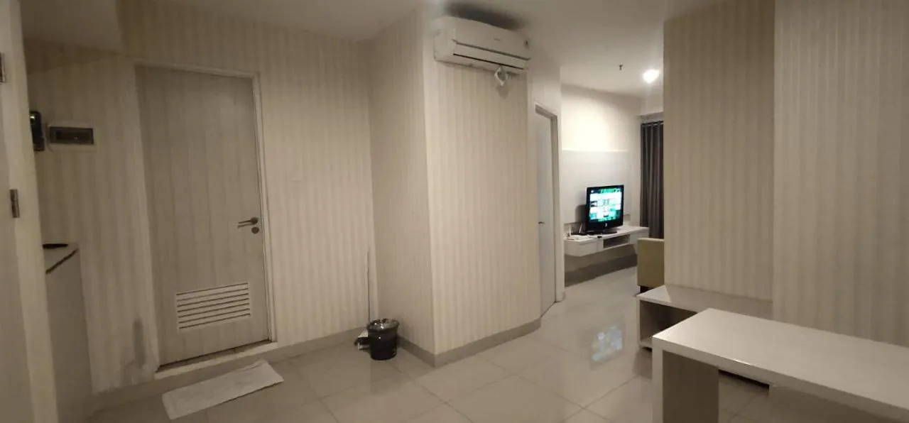 Apartemen Grand Kamala Lagoon Studio By Bonzela Property