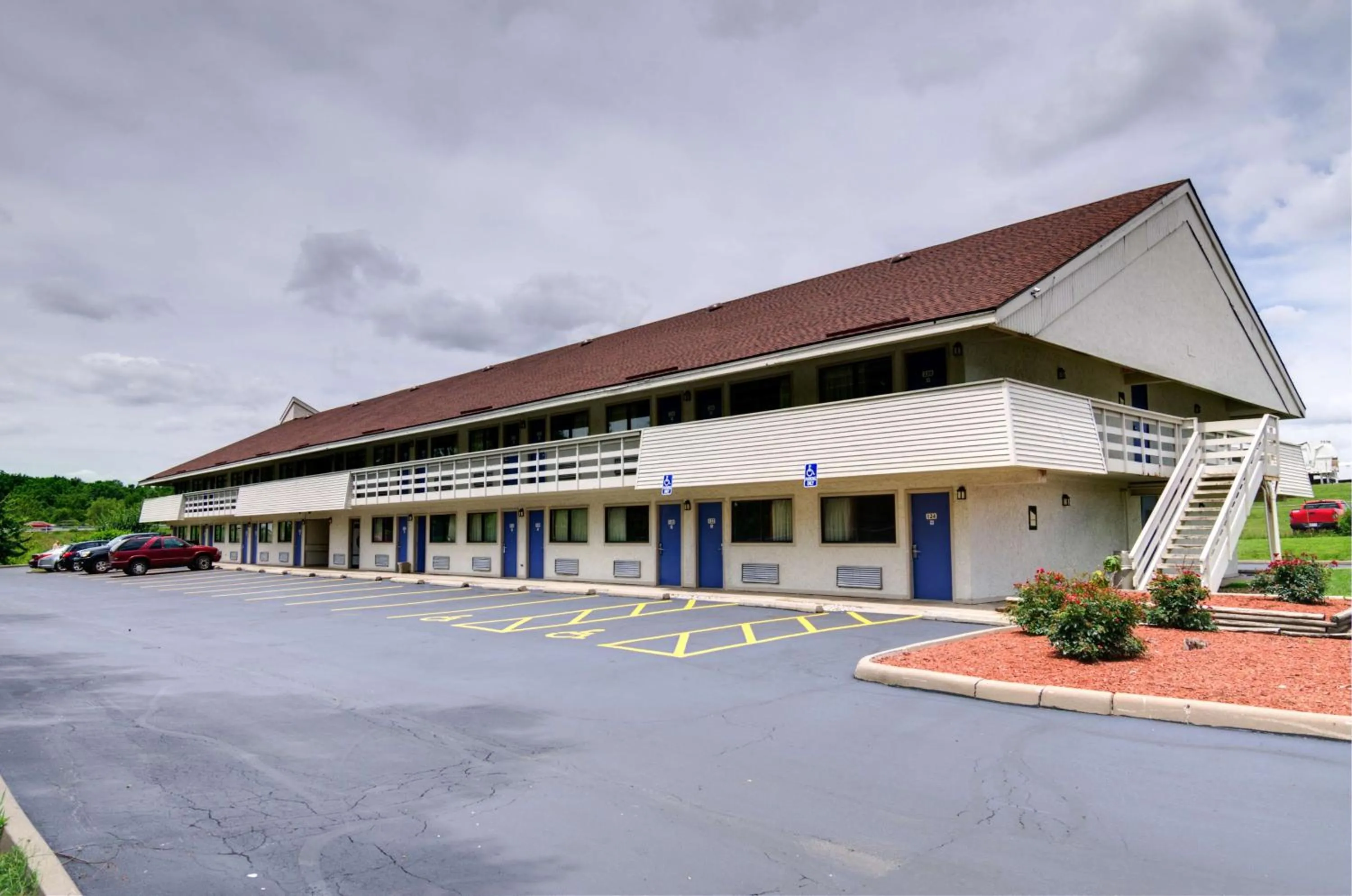 Property building in Motel 6-Kansas City, MO