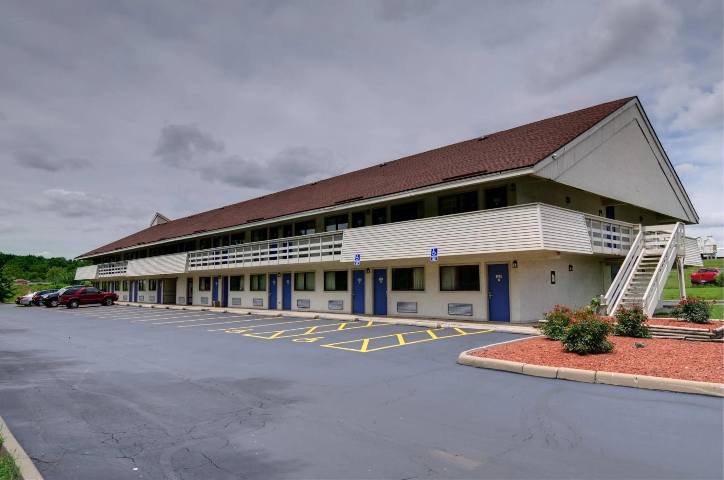 Property building in Motel 6-Kansas City, MO